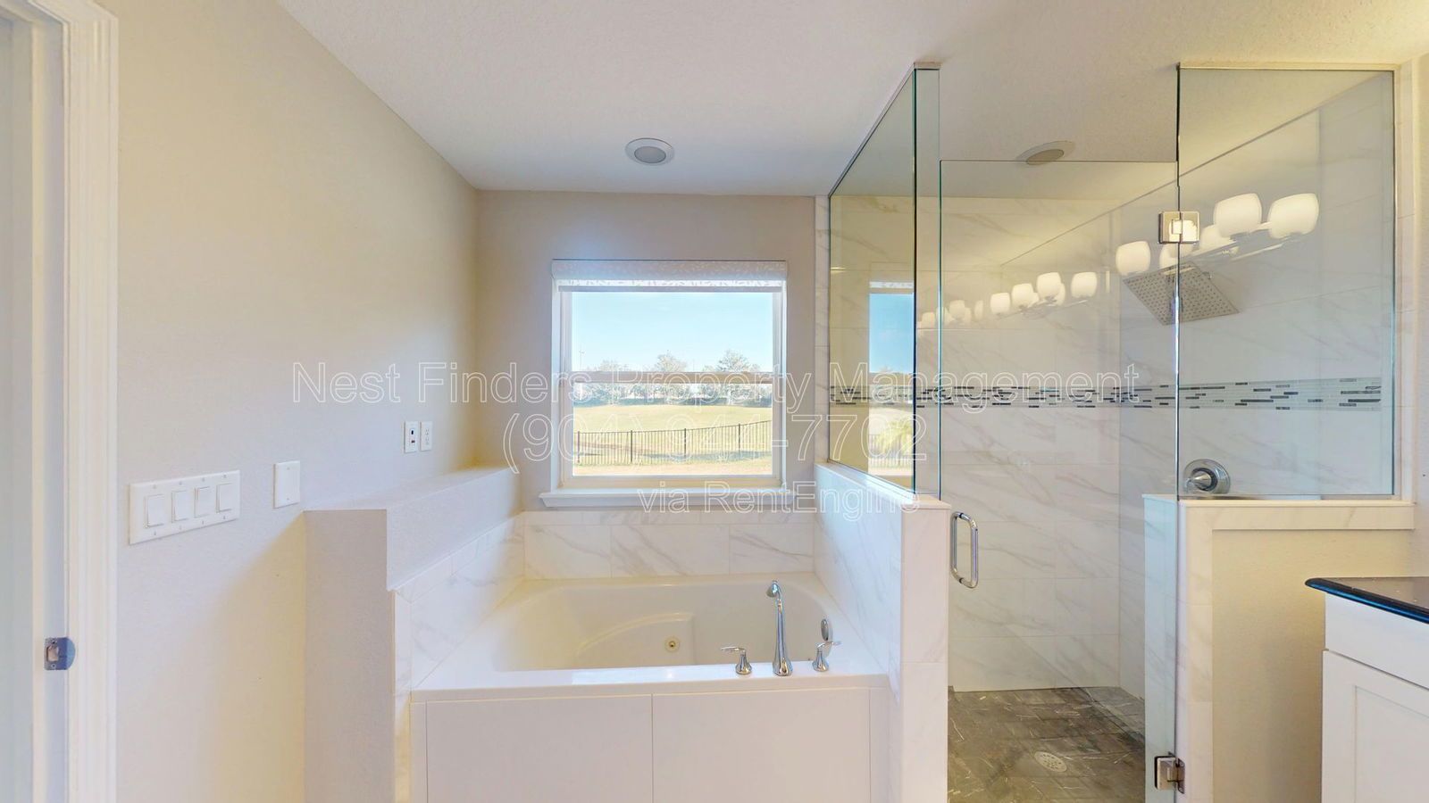 Stunning 4 Bedroom Home in Bartram Park Preserve! property image