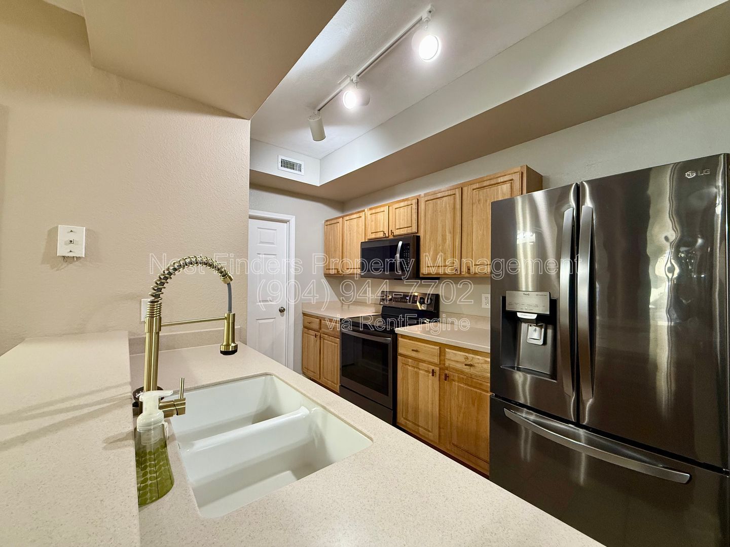 GROUND-LEVEL, 2-bedroom, 2-bath condo located in the gated Mirabella community. property image