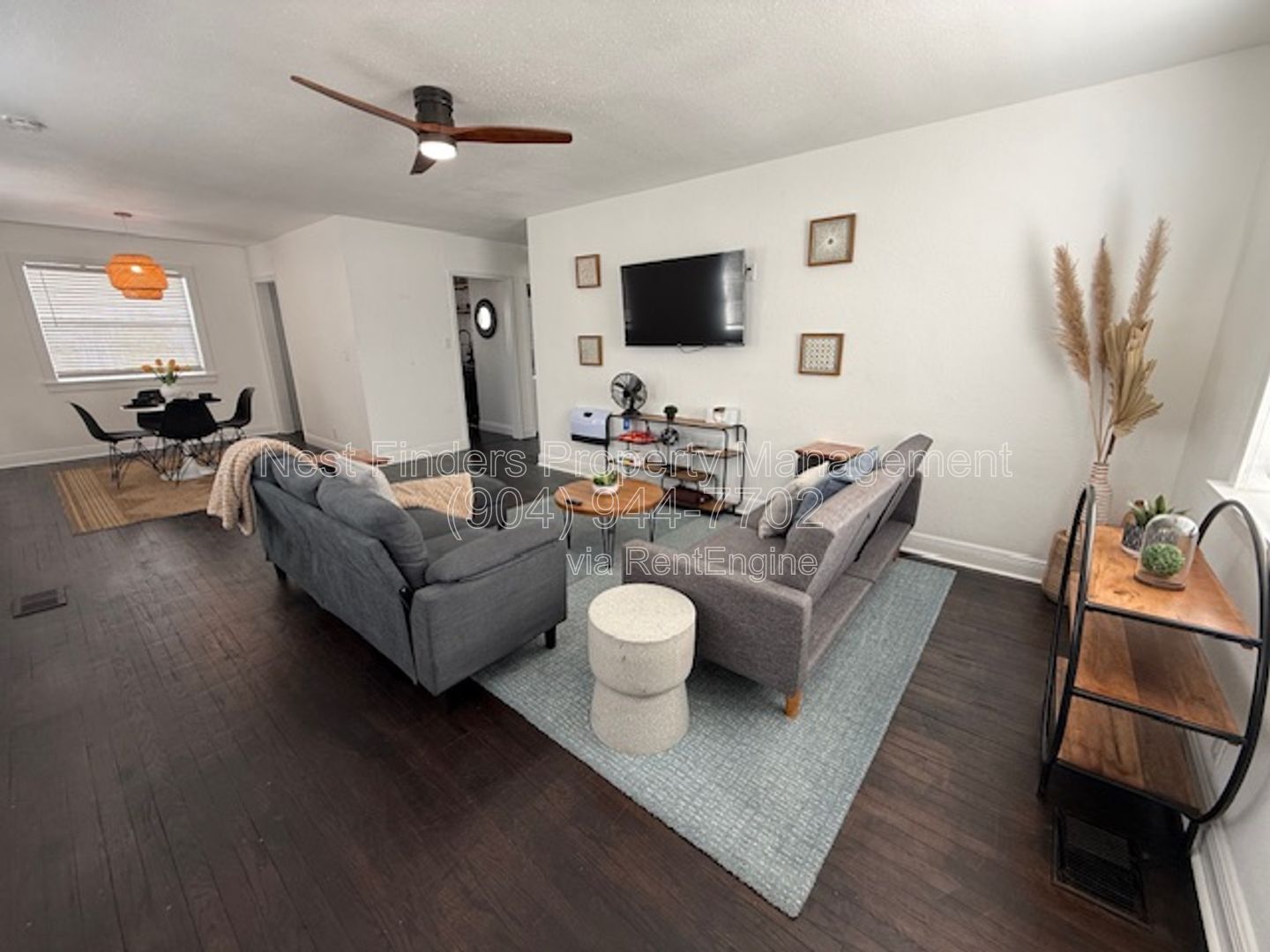 Charming 2-bedroom, 1-bathroom duplex for rent in the heart of Riverside! property image