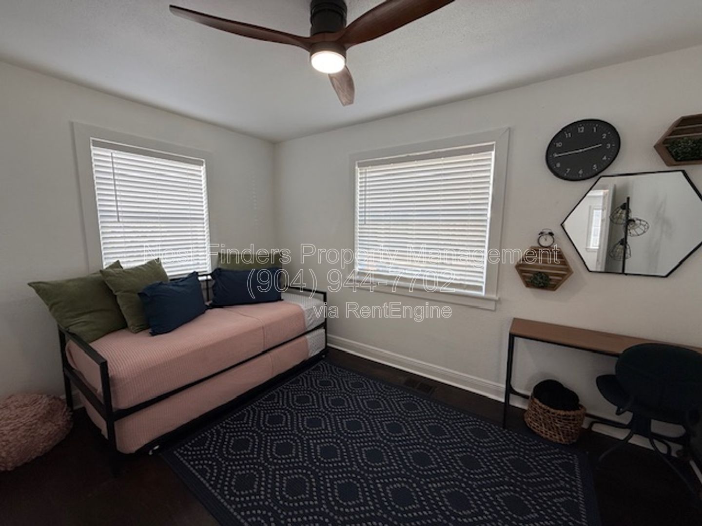 Charming 2-bedroom, 1-bathroom duplex for rent in the heart of Riverside! property image