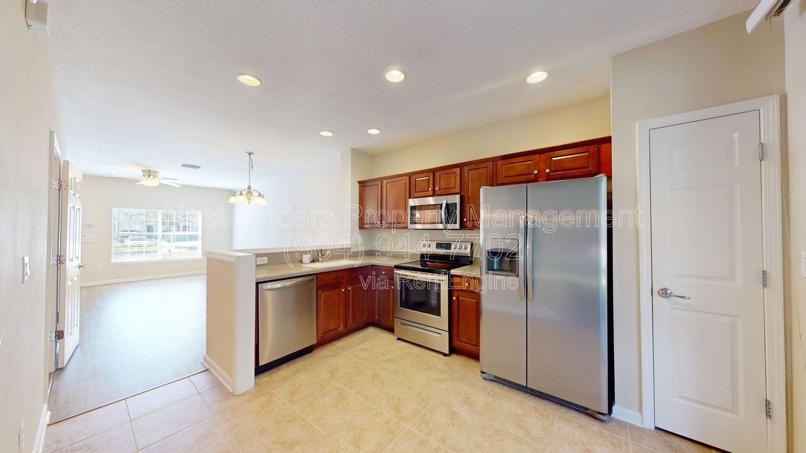 Beautiful 2 bedroom, 2.5 bathroom townhome for rent in Summerfield property image