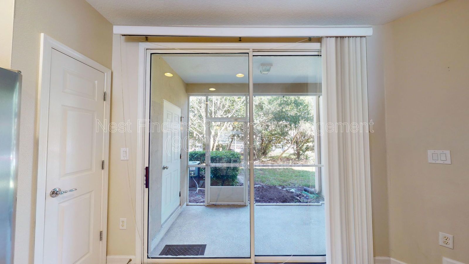 Beautiful 2 bedroom, 2.5 bathroom townhome for rent in Summerfield property image