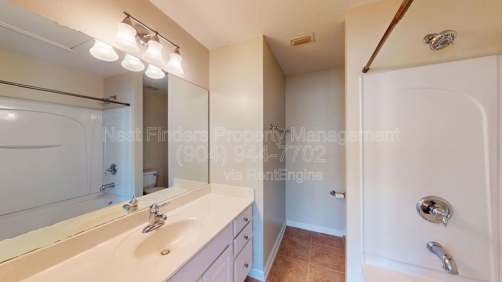 Beautiful 2 bedroom, 2.5 bathroom townhome for rent in Summerfield property image