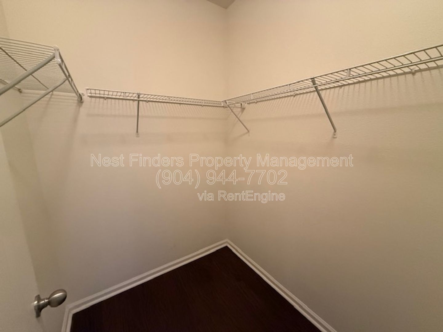 Beautiful and spacious 2-bedroom, 2-bathroom condo available for rent in the desirable Summer Key community! property image