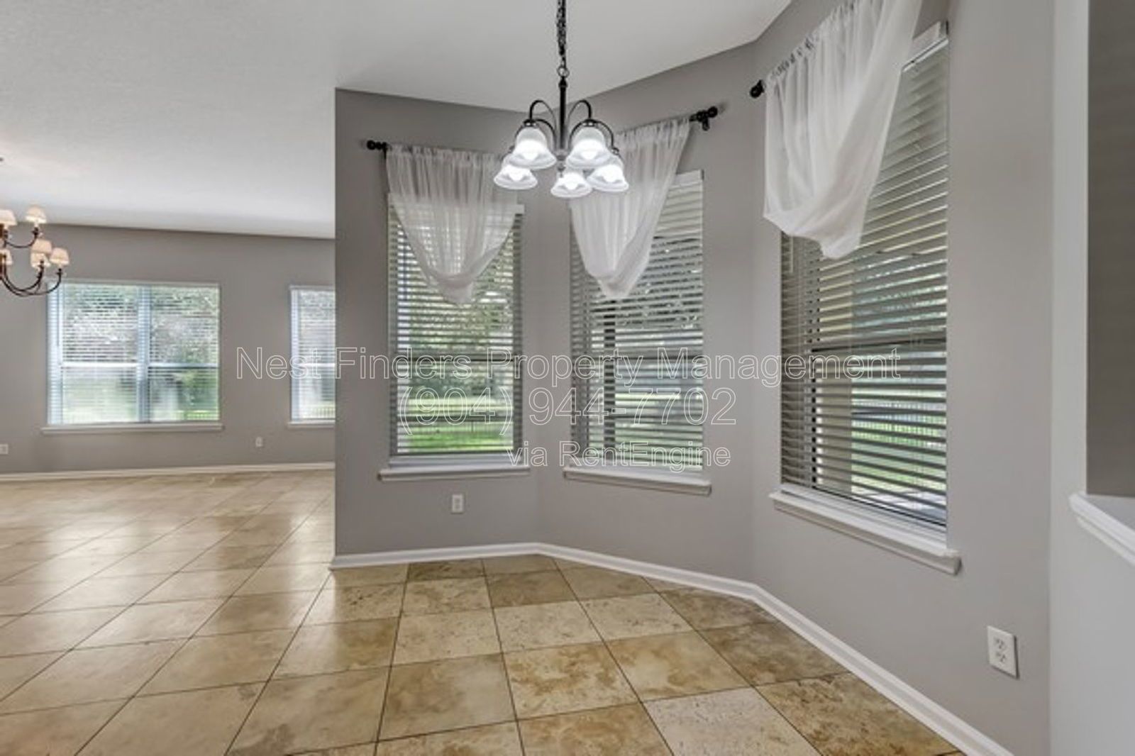 Exceptional 5-bedroom, 4-bathroom residence property image