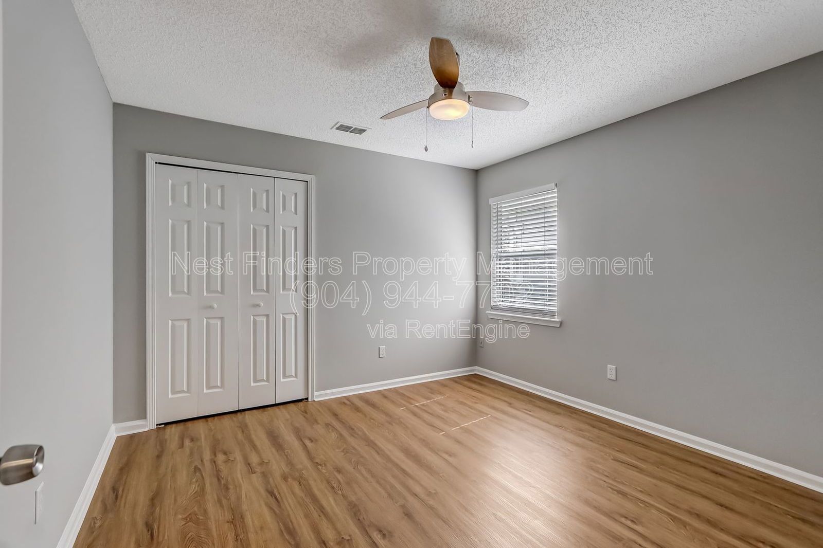 Lovely 3-bedroom, 2-bathroom home located in the desirable Hideaway Woods community property image