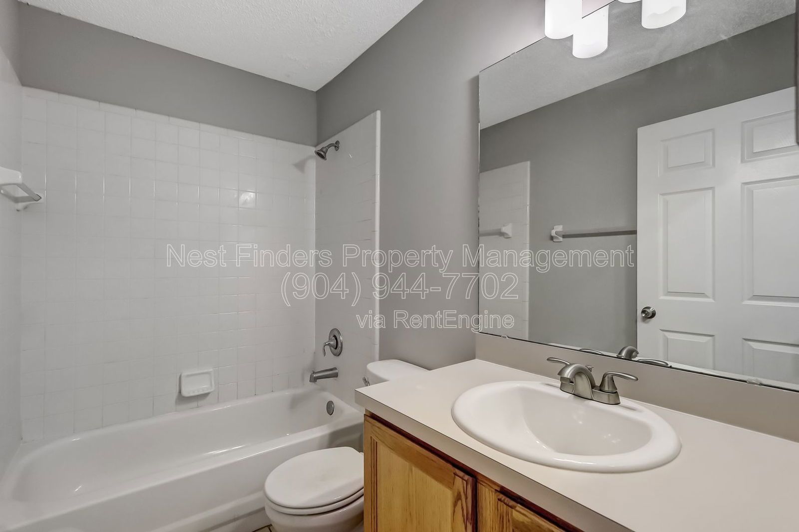 Lovely 3-bedroom, 2-bathroom home located in the desirable Hideaway Woods community property image