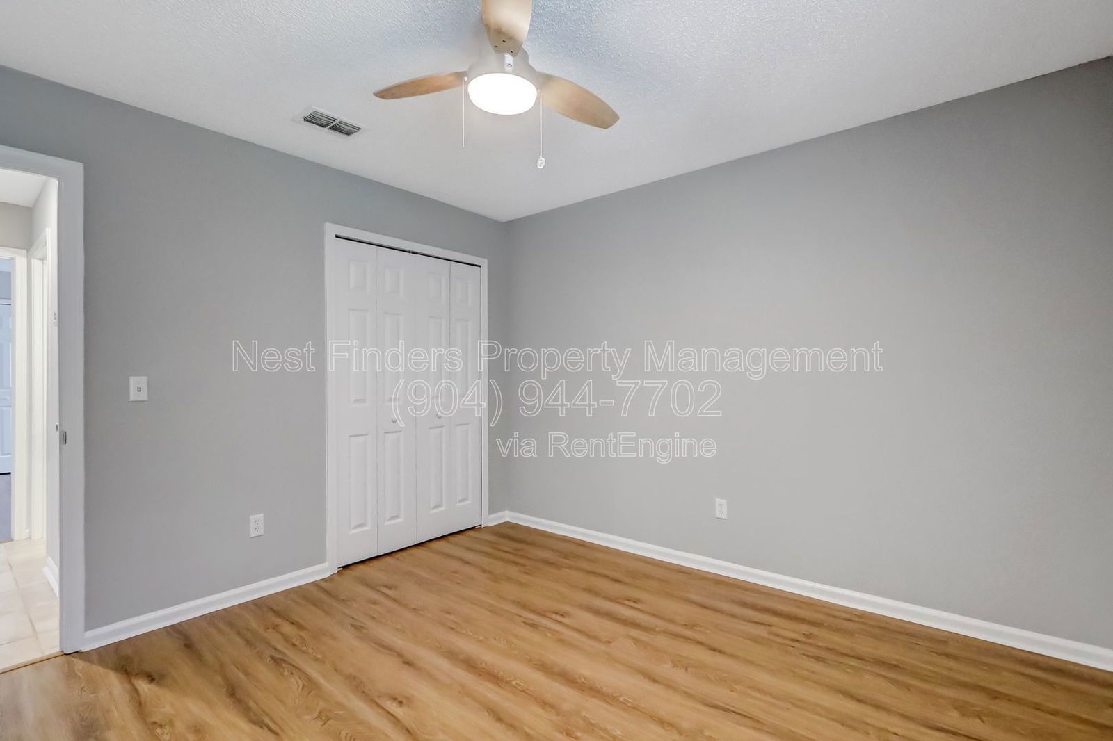 Lovely 3-bedroom, 2-bathroom home located in the desirable Hideaway Woods community property image