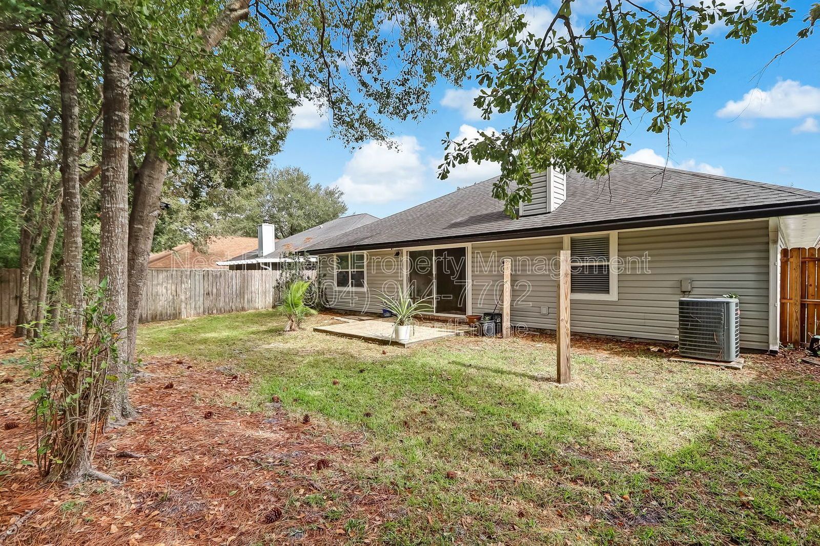 Lovely 3-bedroom, 2-bathroom home located in the desirable Hideaway Woods community property image