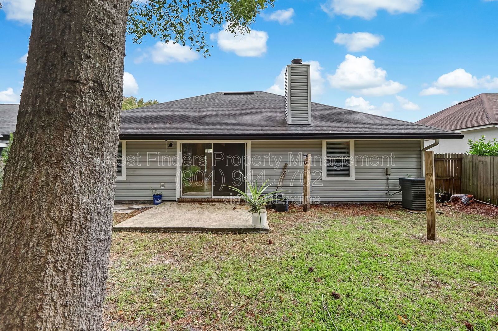 Lovely 3-bedroom, 2-bathroom home located in the desirable Hideaway Woods community property image