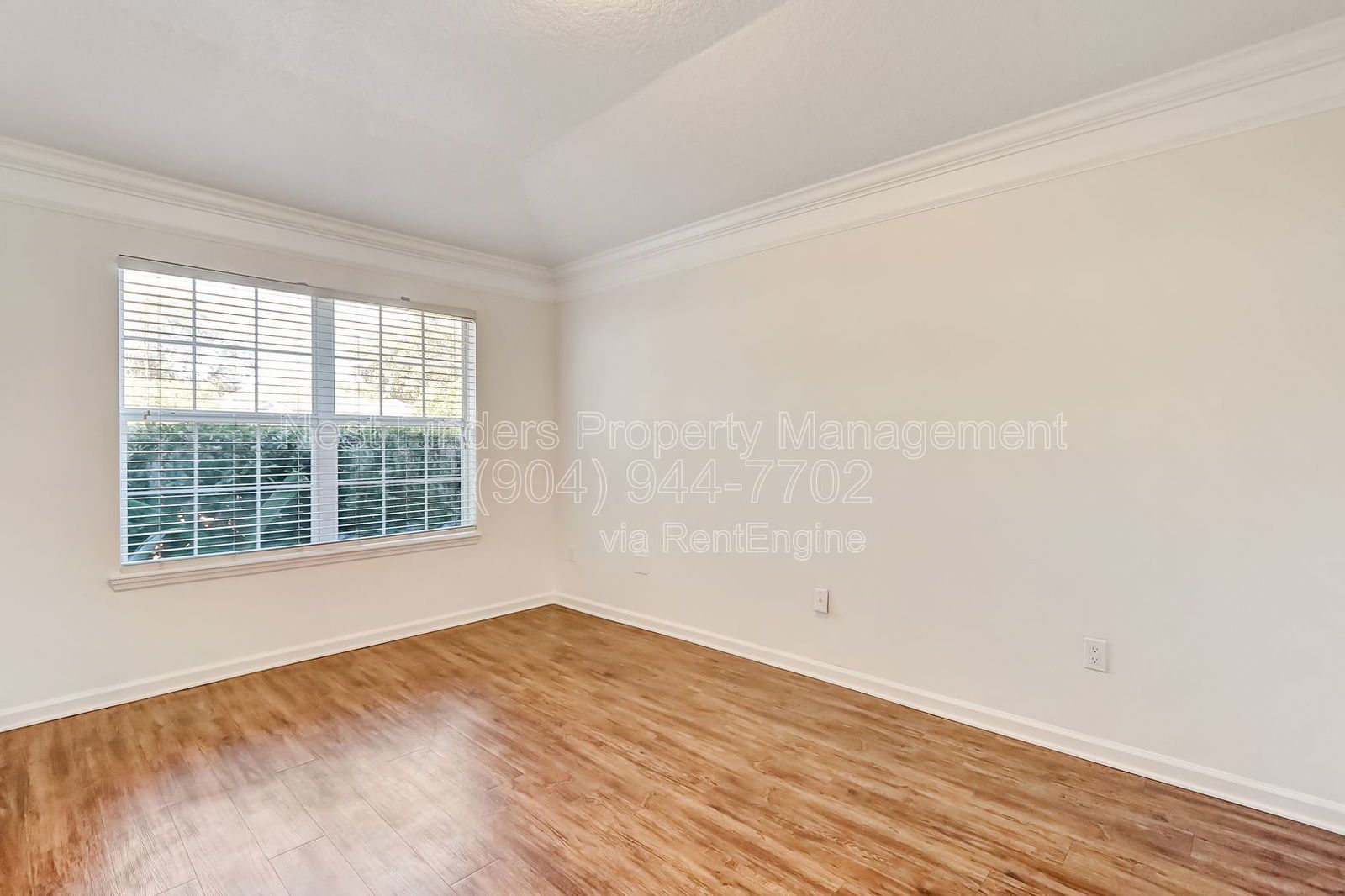 Spacious 5 bedroom, 3 bathroom home for rent in Walden Chase! property image