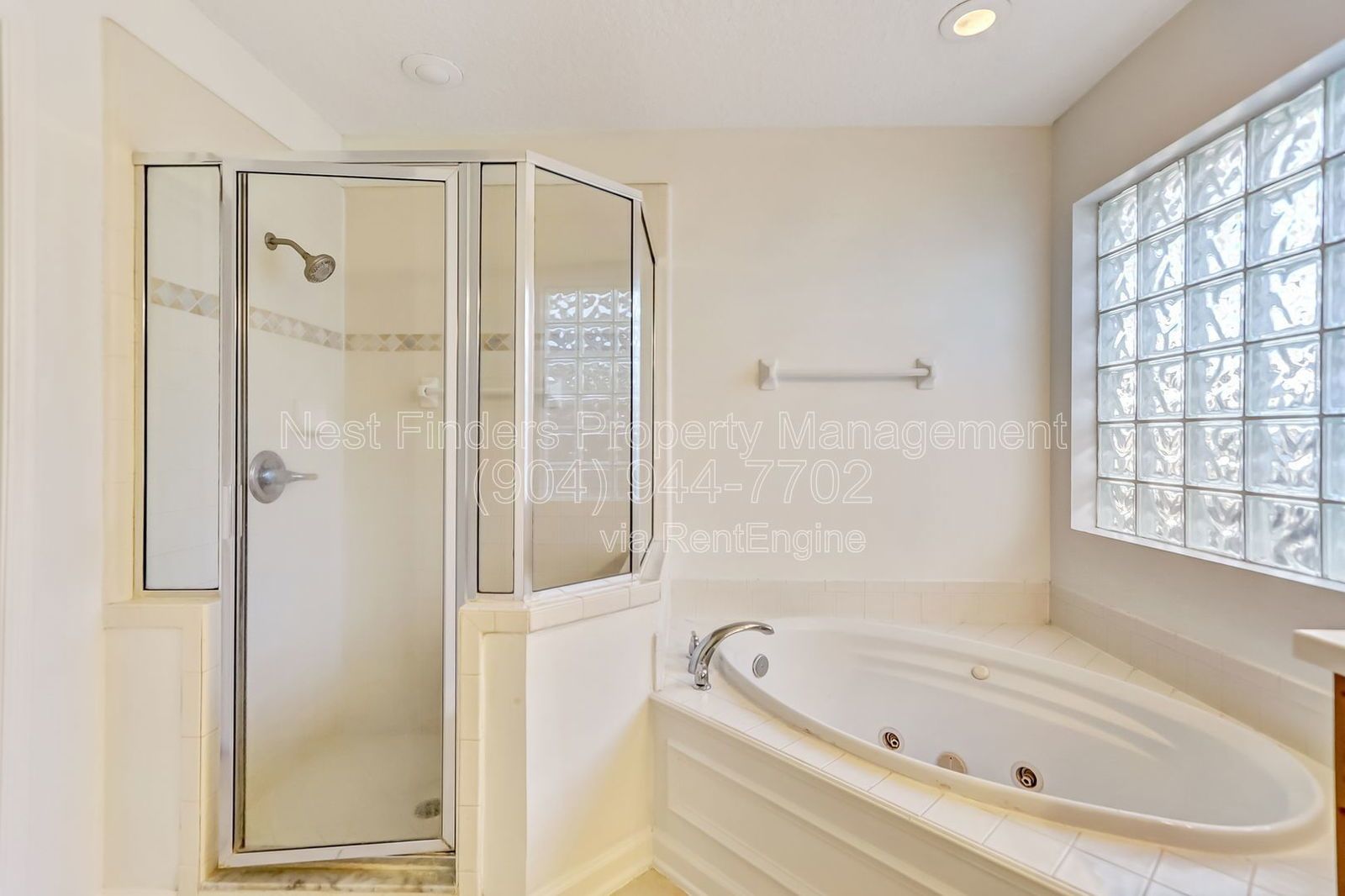 Spacious 5 bedroom, 3 bathroom home for rent in Walden Chase! property image