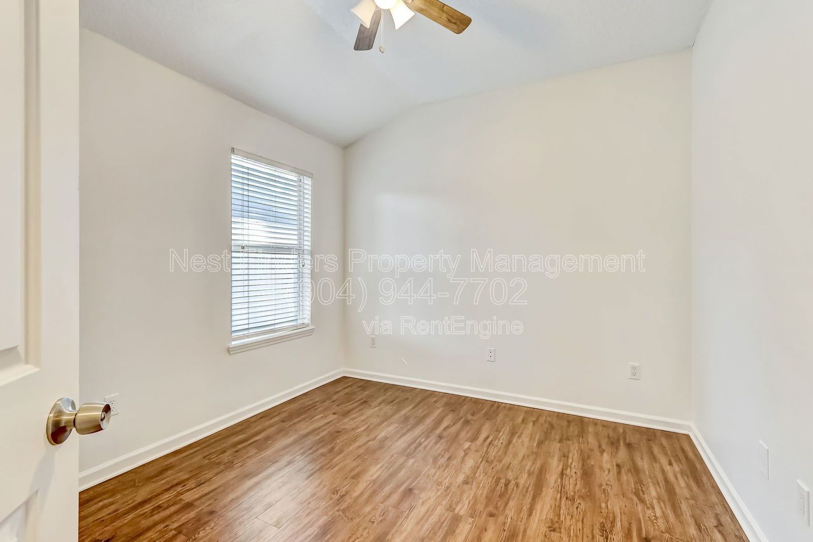 Spacious 5 bedroom, 3 bathroom home for rent in Walden Chase! property image