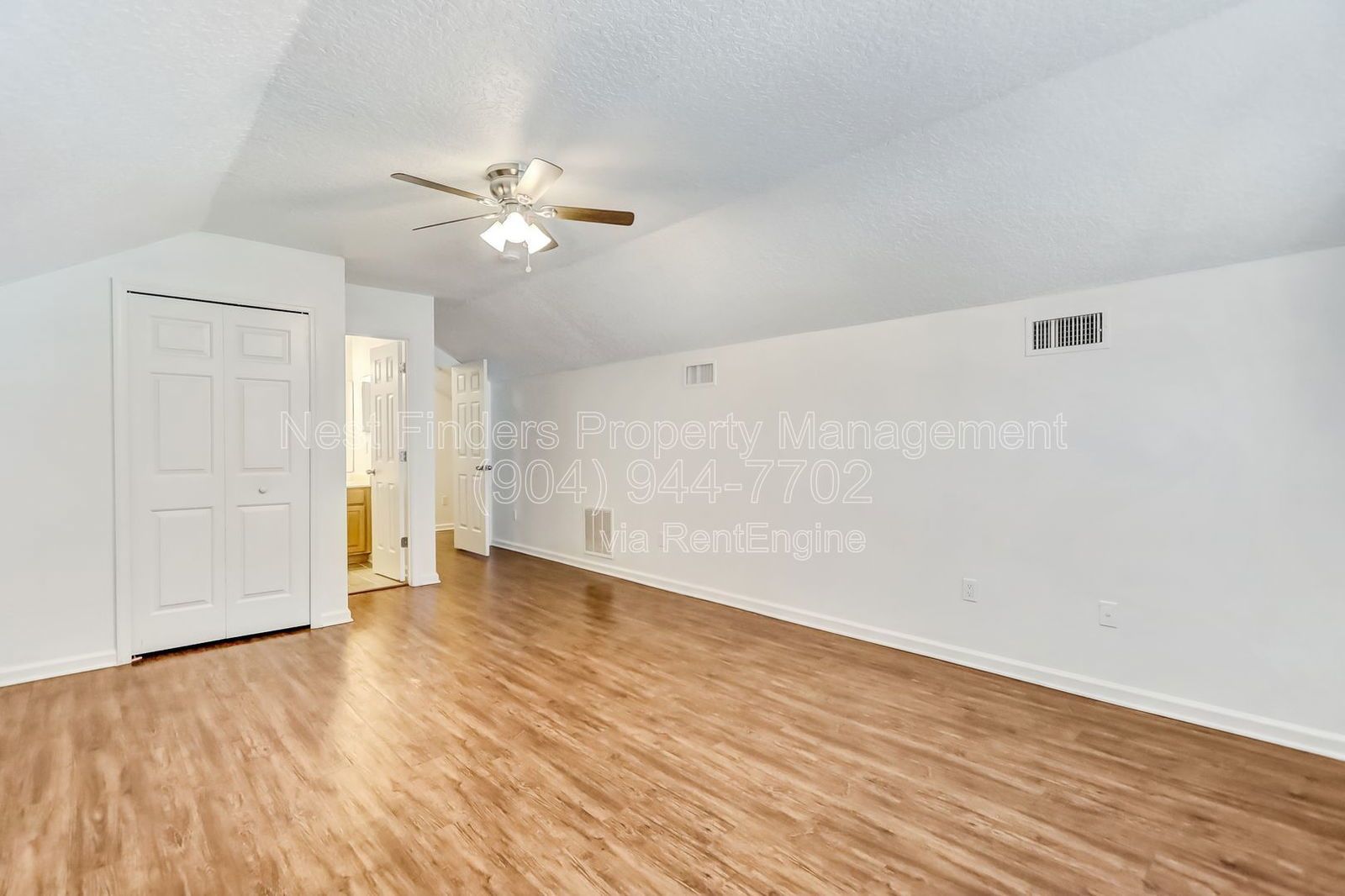 Spacious 5 bedroom, 3 bathroom home for rent in Walden Chase! property image