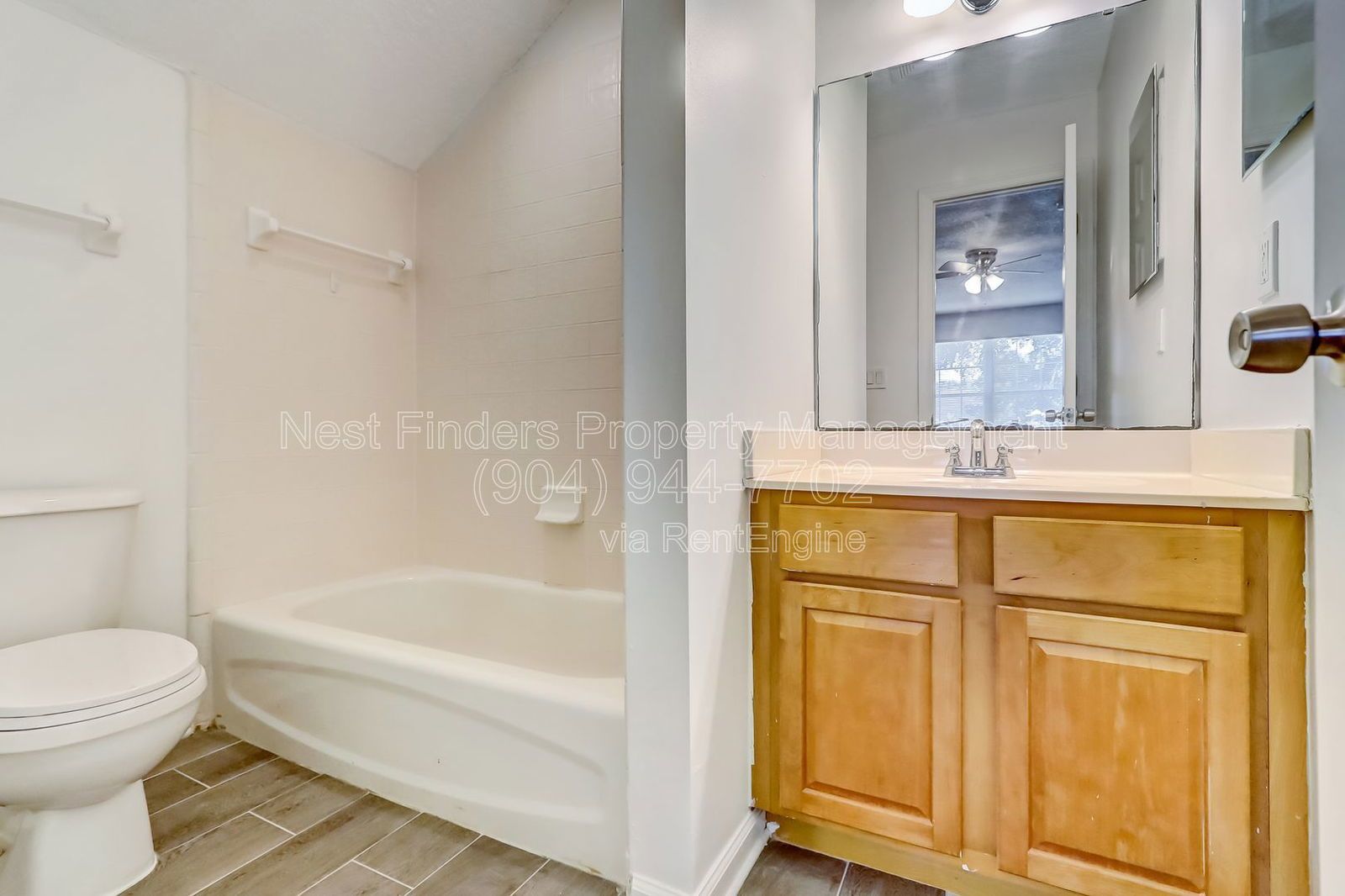 Spacious 5 bedroom, 3 bathroom home for rent in Walden Chase! property image