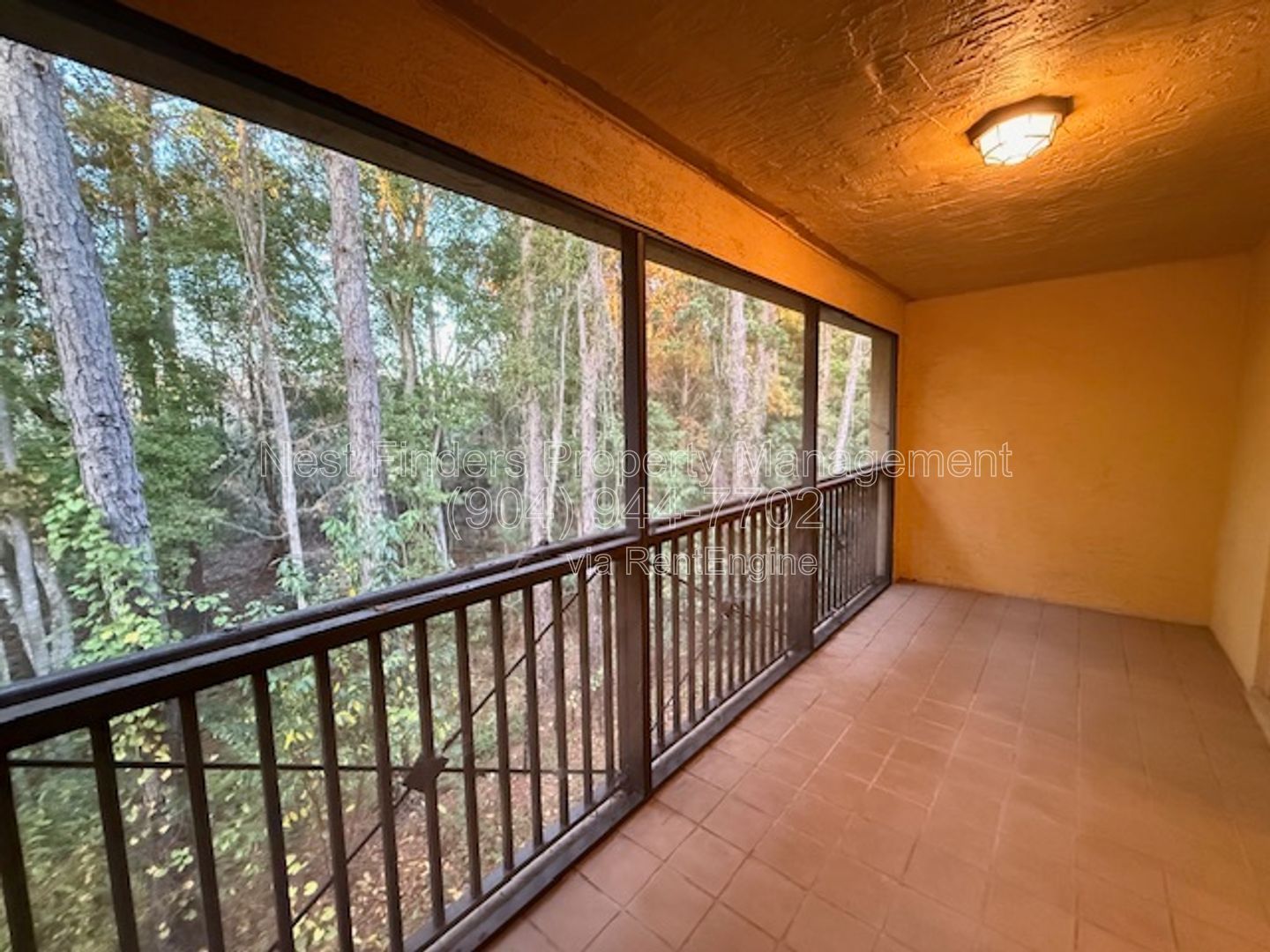 Beautifully Updated Townhome in Guard-Gated Il Villagio! property image