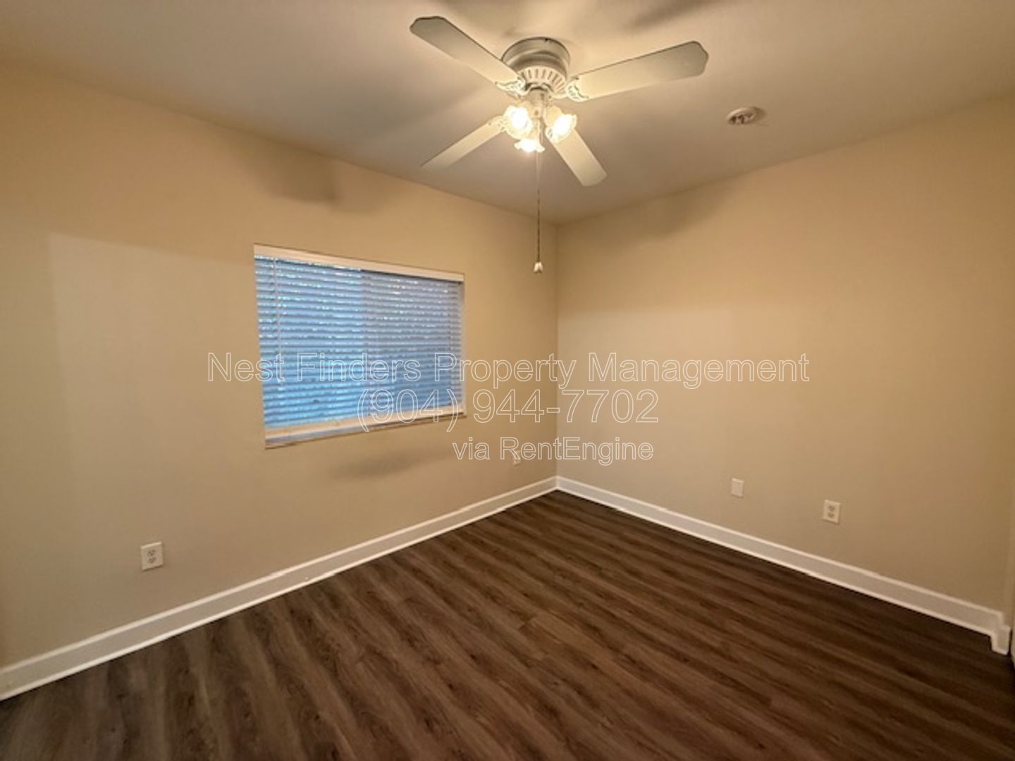 Beautifully Updated Townhome in Guard-Gated Il Villagio! property image