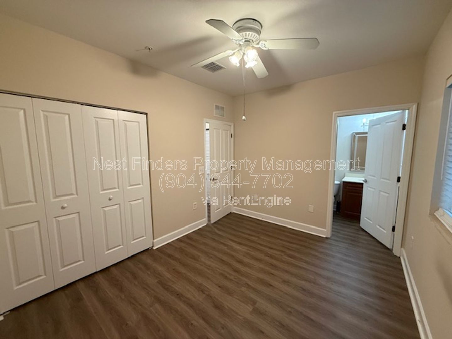 Beautifully Updated Townhome in Guard-Gated Il Villagio! property image