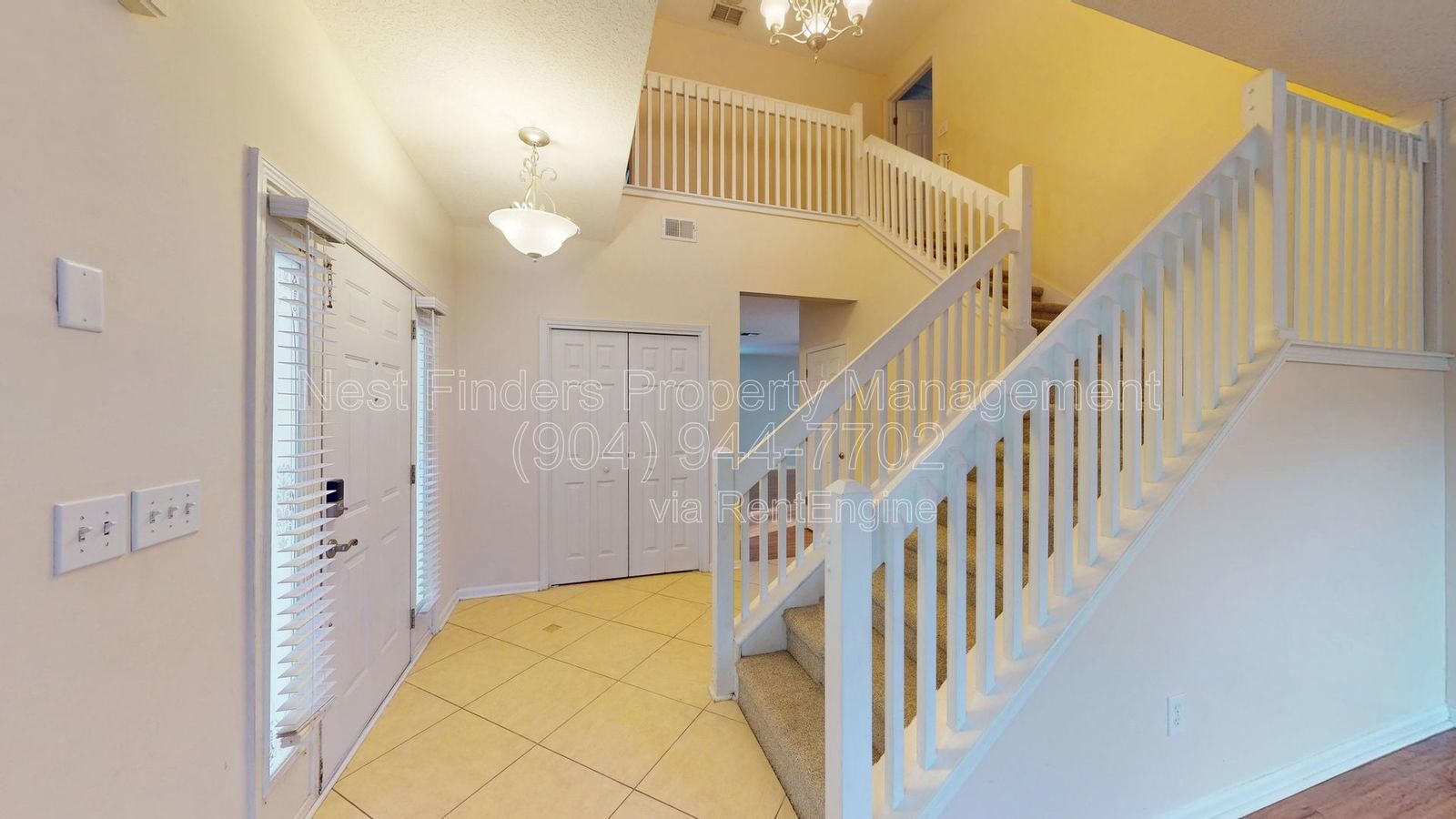 Beautiful 5 Bedroom Pool Home in Village Green, St. Johns County! property image