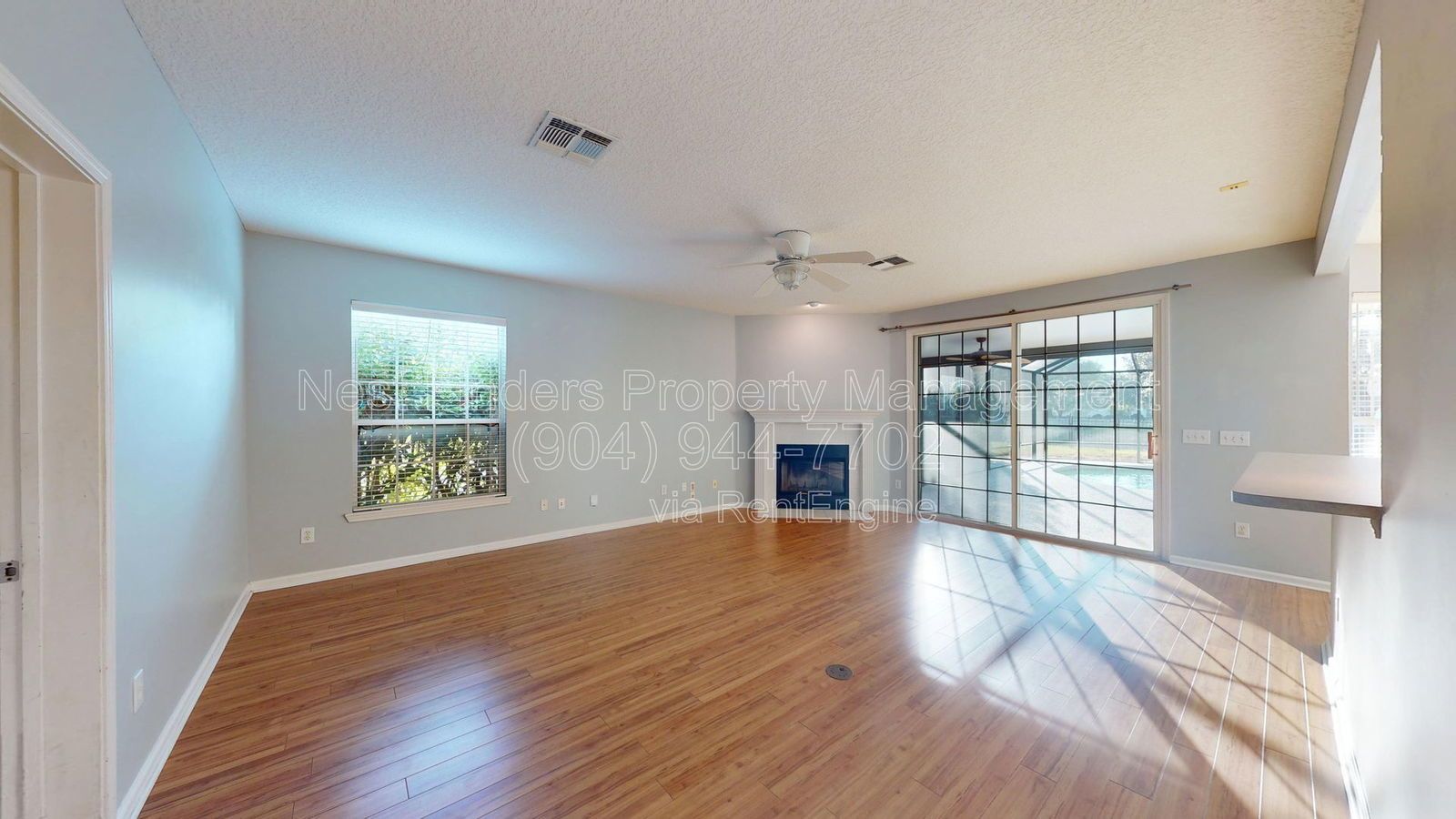 Beautiful 5 Bedroom Pool Home in Village Green, St. Johns County! property image