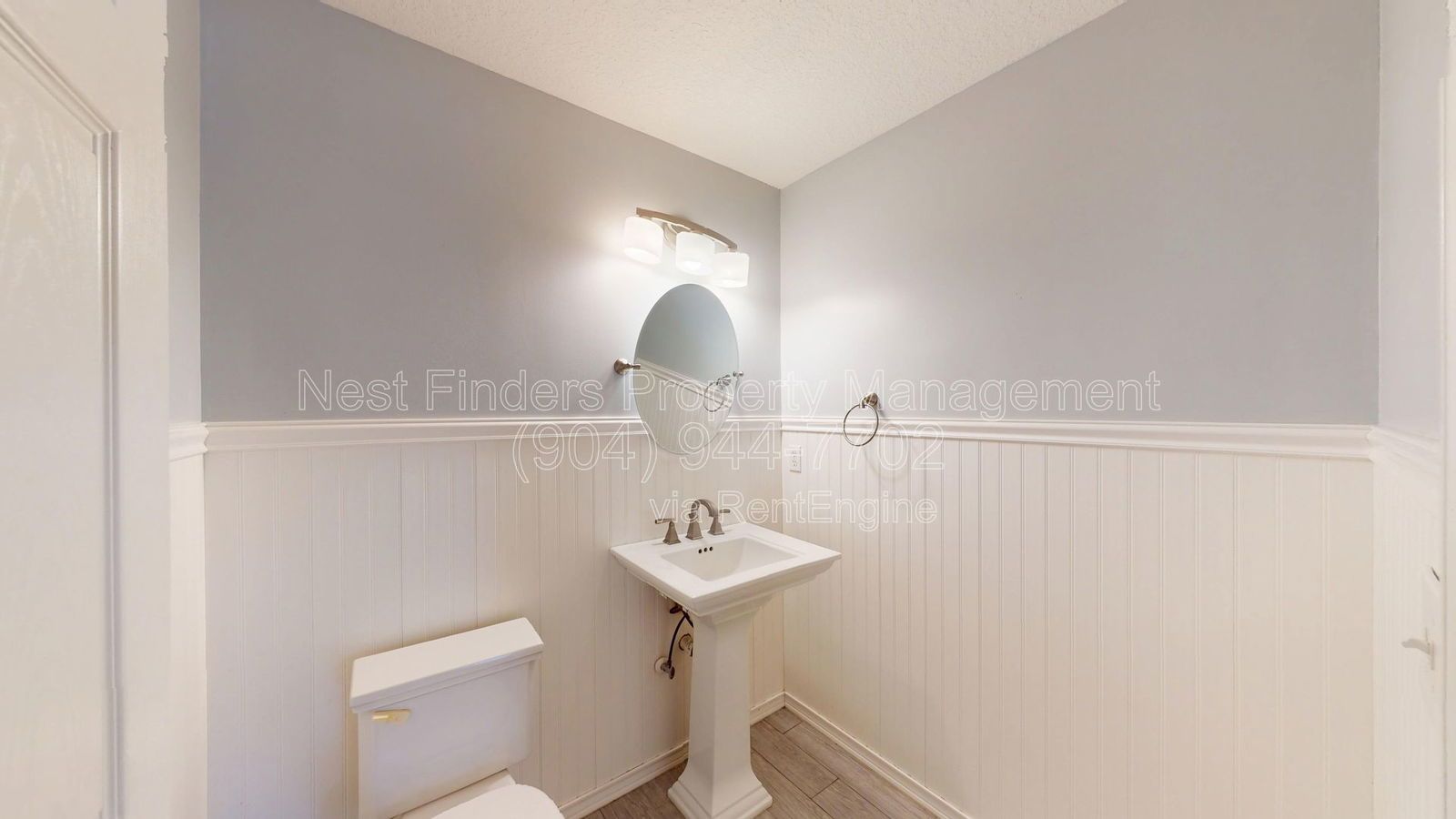 Beautiful 5 Bedroom Pool Home in Village Green, St. Johns County! property image