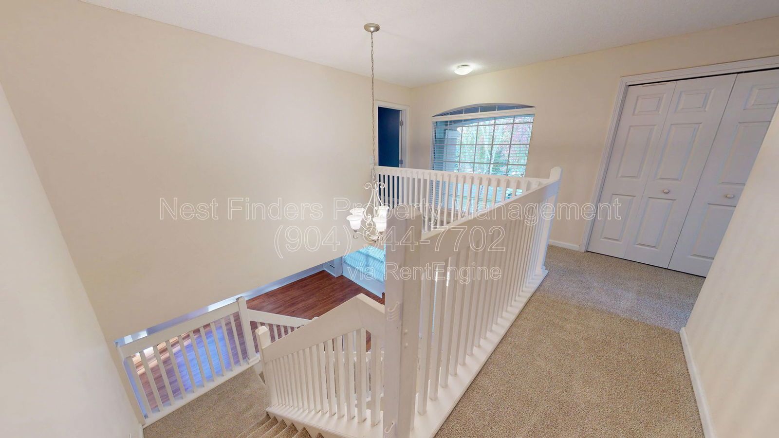 Beautiful 5 Bedroom Pool Home in Village Green, St. Johns County! property image