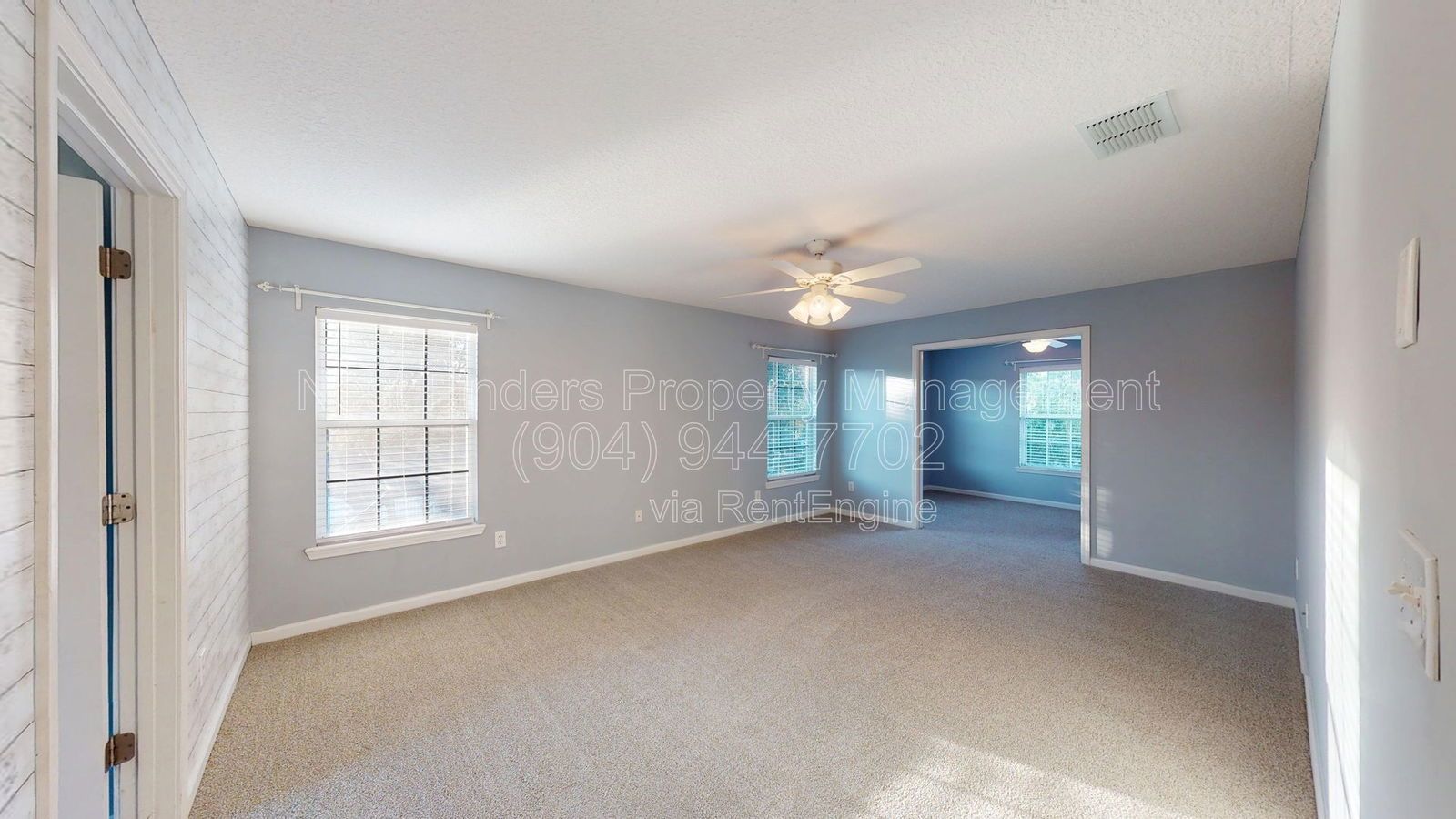 Beautiful 5 Bedroom Pool Home in Village Green, St. Johns County! property image