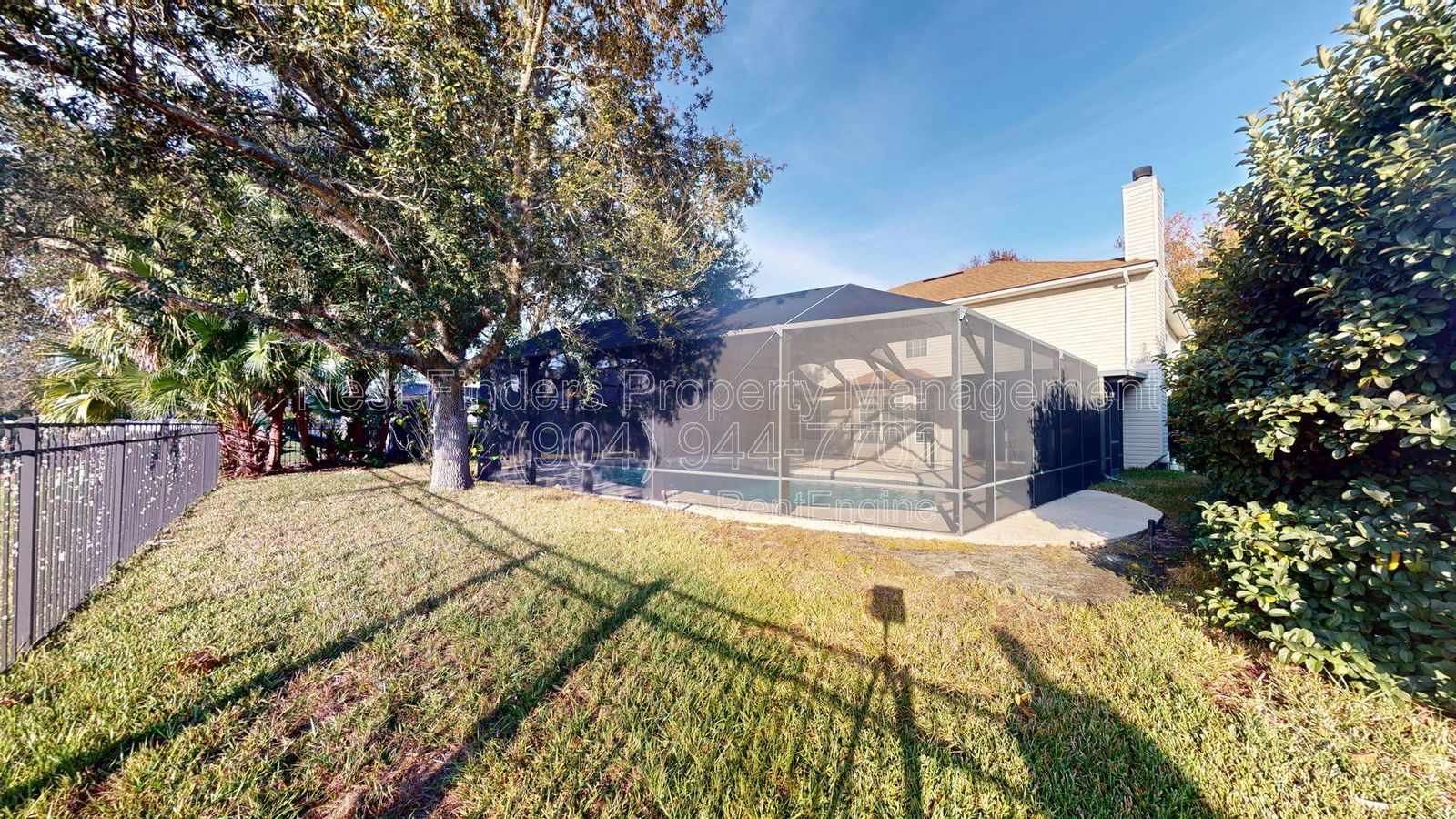 Beautiful 5 Bedroom Pool Home in Village Green, St. Johns County! property image