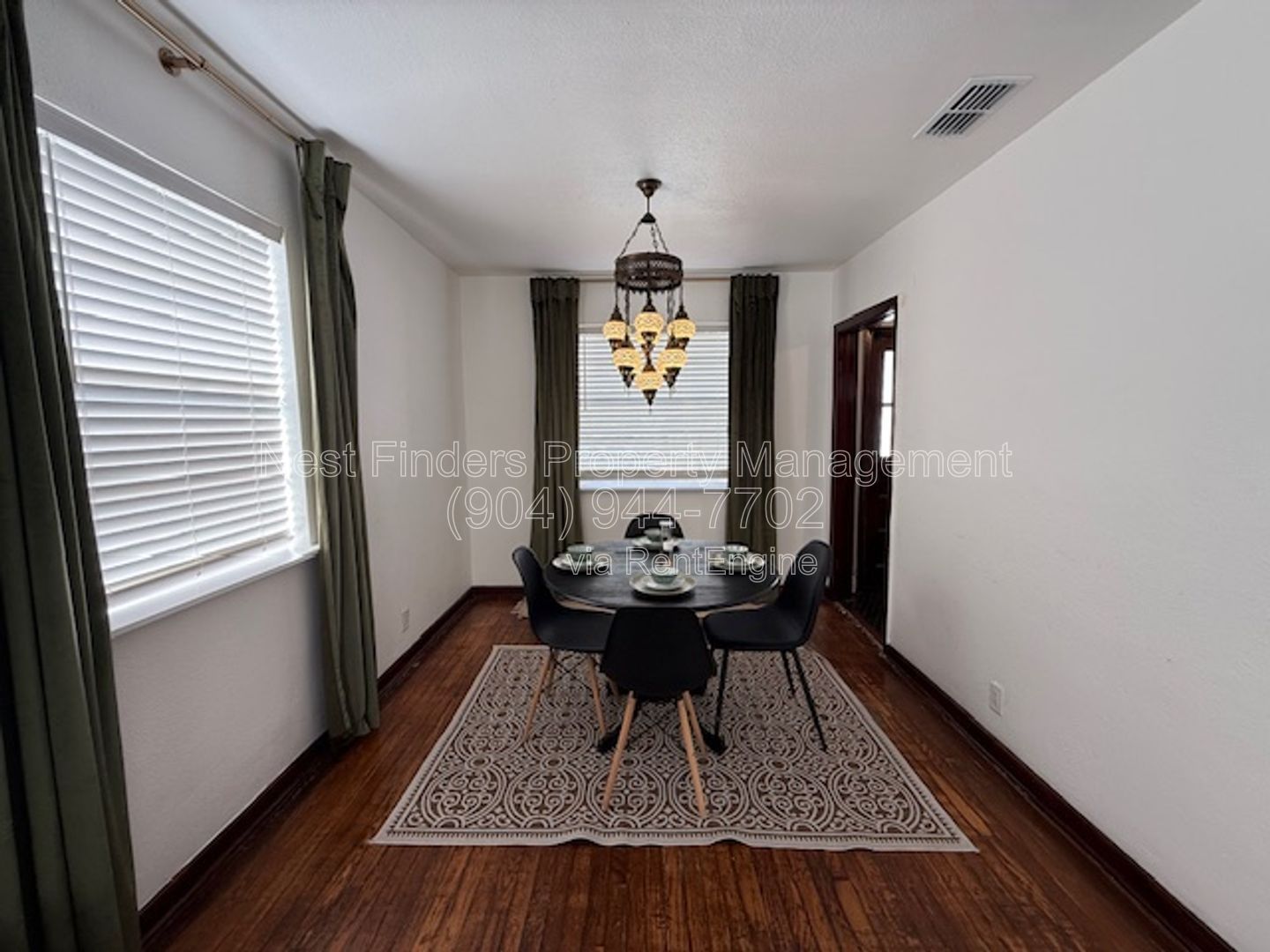 Bright and Spacious 2-Bedroom Upstairs Duplex in Riverside! property image