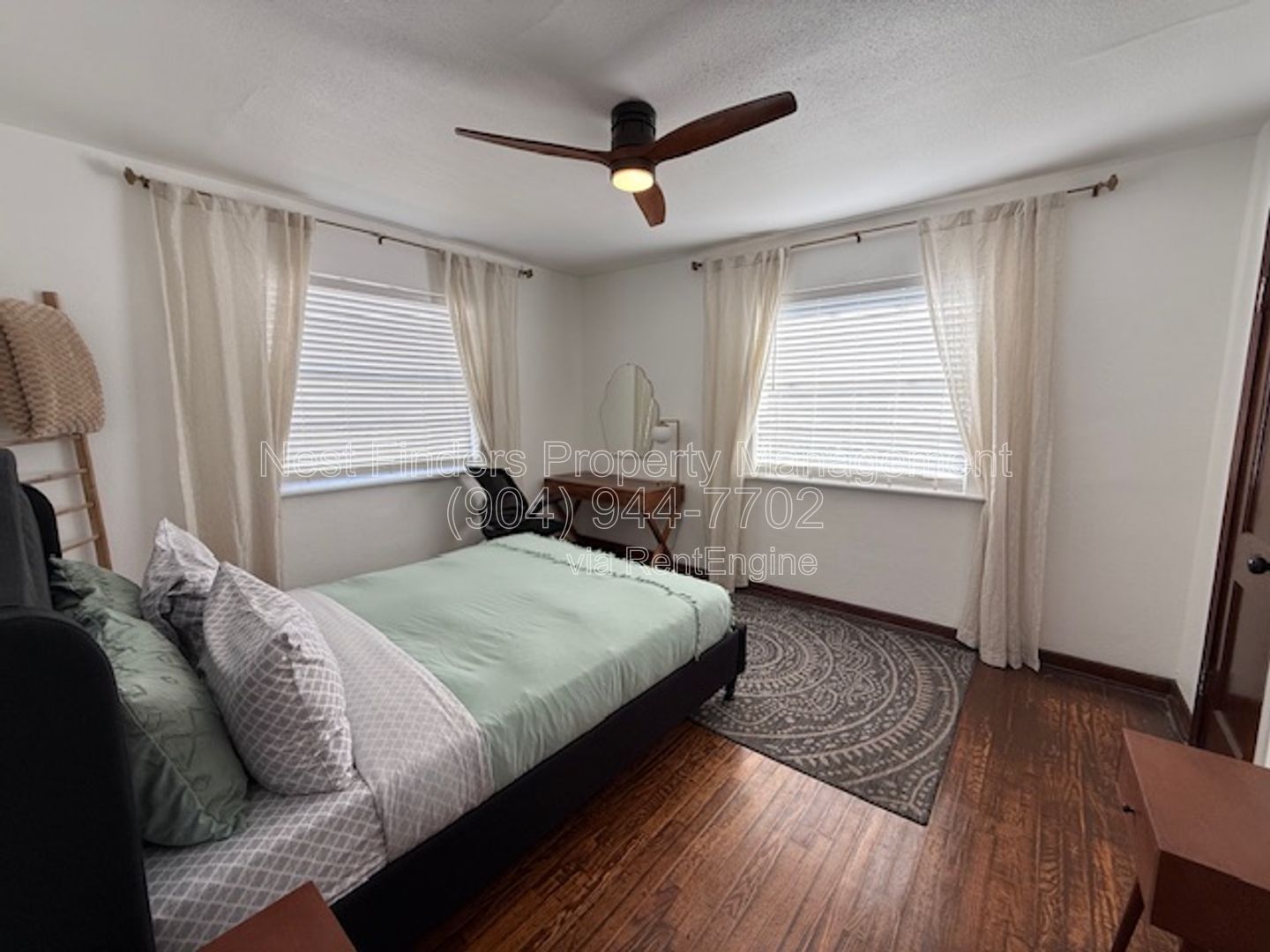 Bright and Spacious 2-Bedroom Upstairs Duplex in Riverside! property image