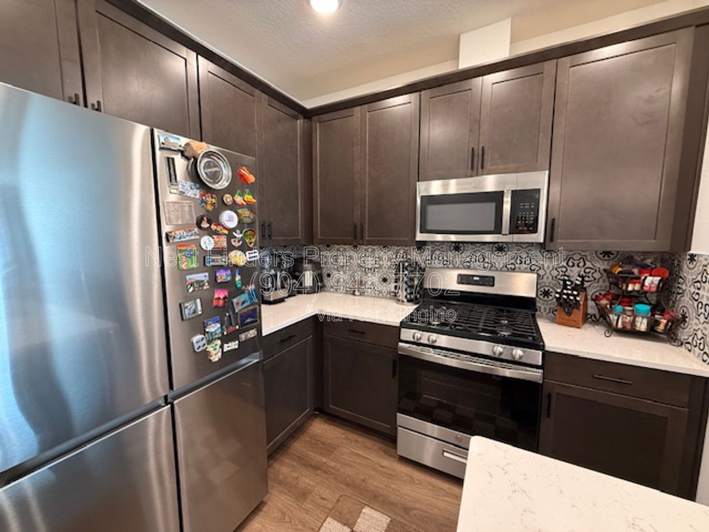 Stunning 2 bedroom townhome in eTown for rent! property image