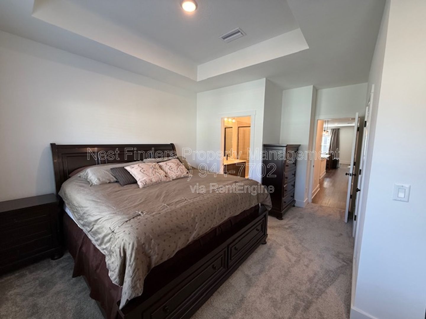 Stunning 2 bedroom townhome in eTown for rent! property image