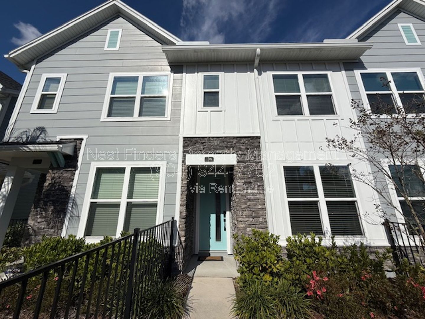 Stunning 2 bedroom townhome in eTown for rent! property image