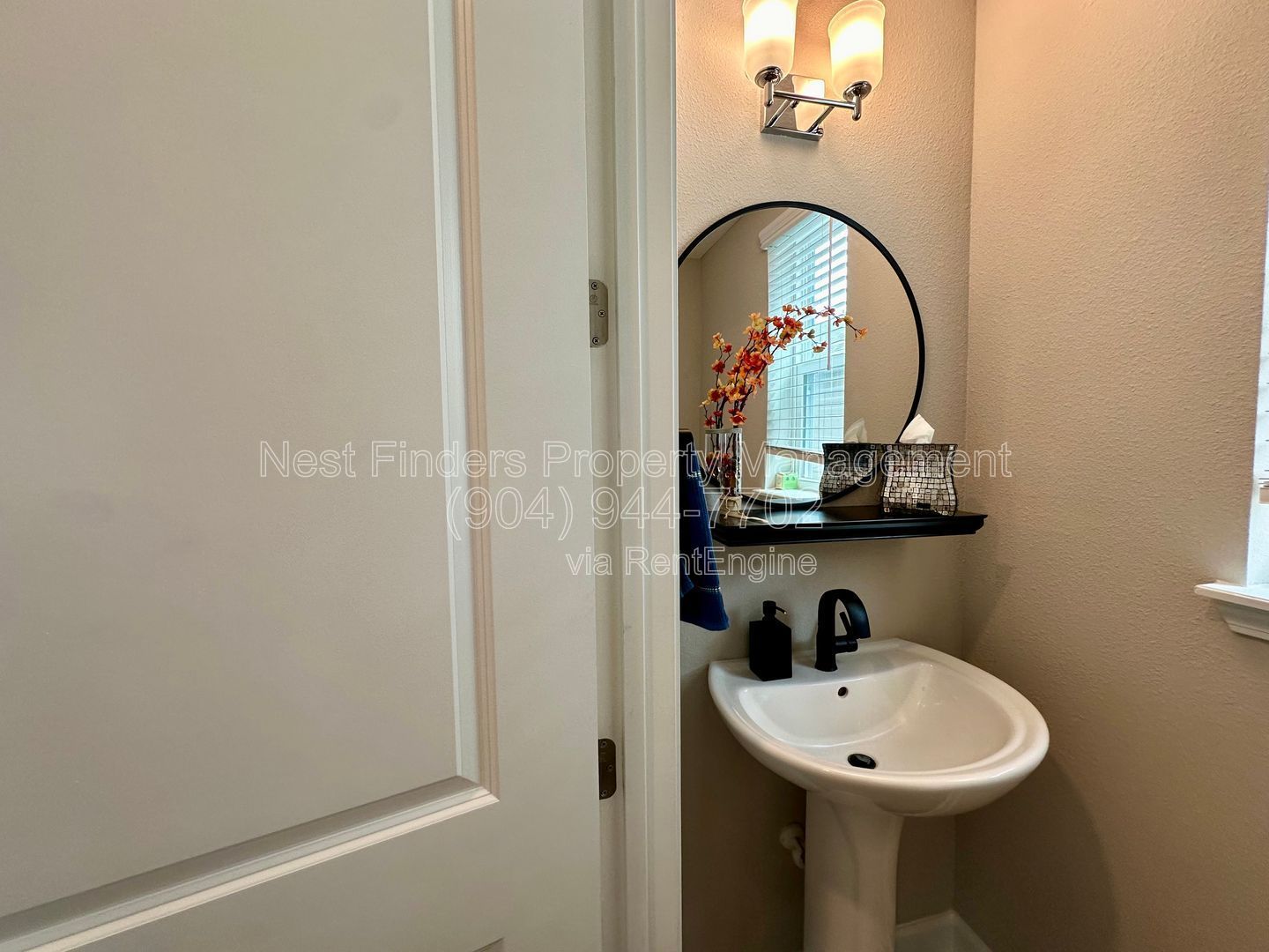 Energy-efficient, Lake-view Home in Kettering at eTown! property image