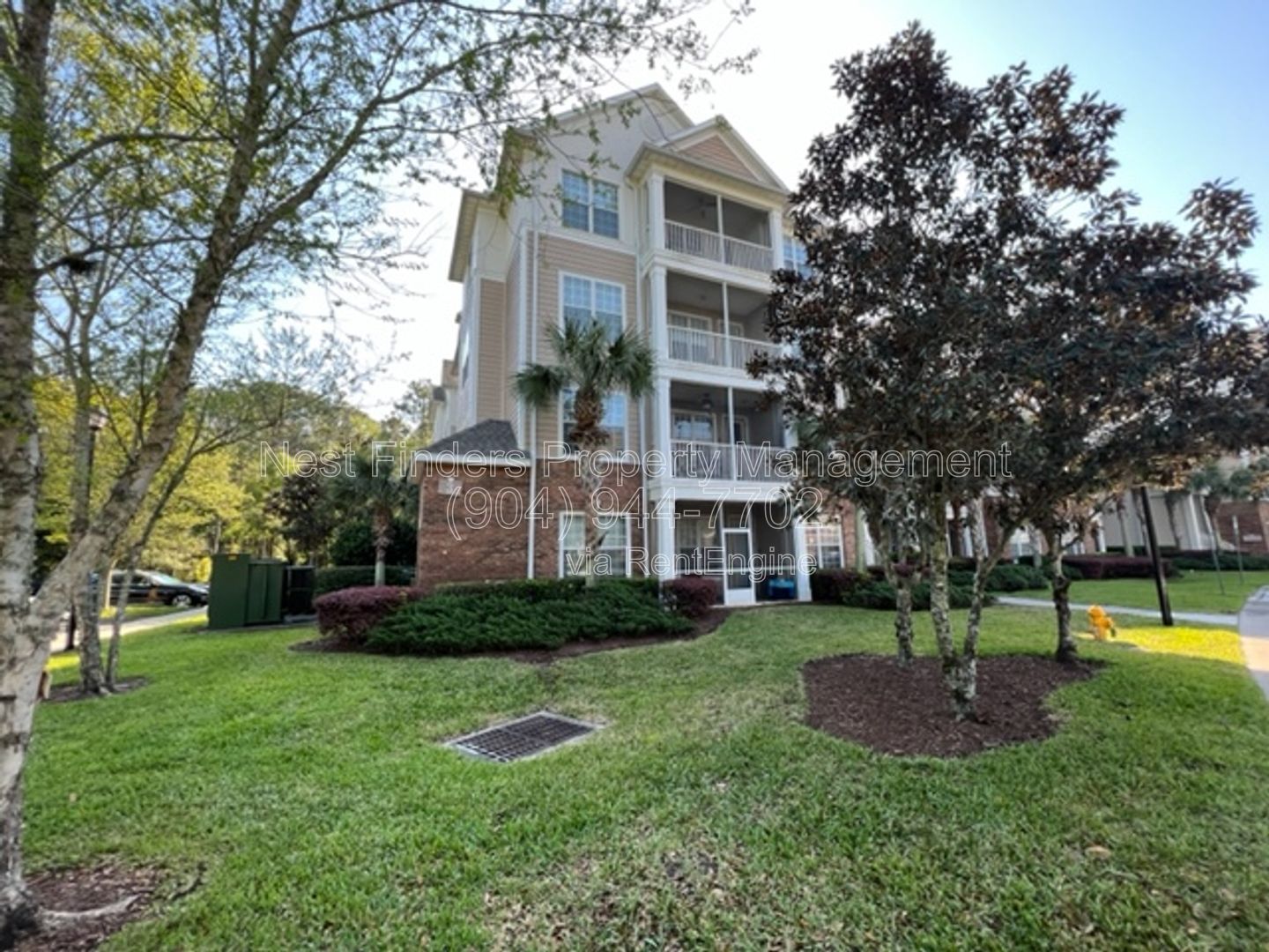 Charming 3-Bedroom, 2-Bathroom Condo for Rent in Campfield Community! property image