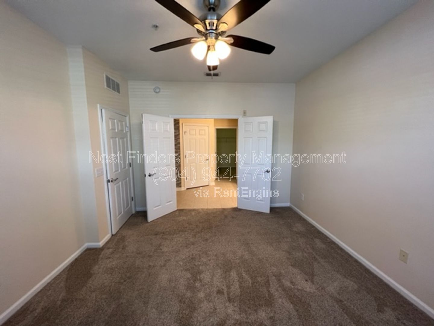 Charming 3-Bedroom, 2-Bathroom Condo for Rent in Campfield Community! property image