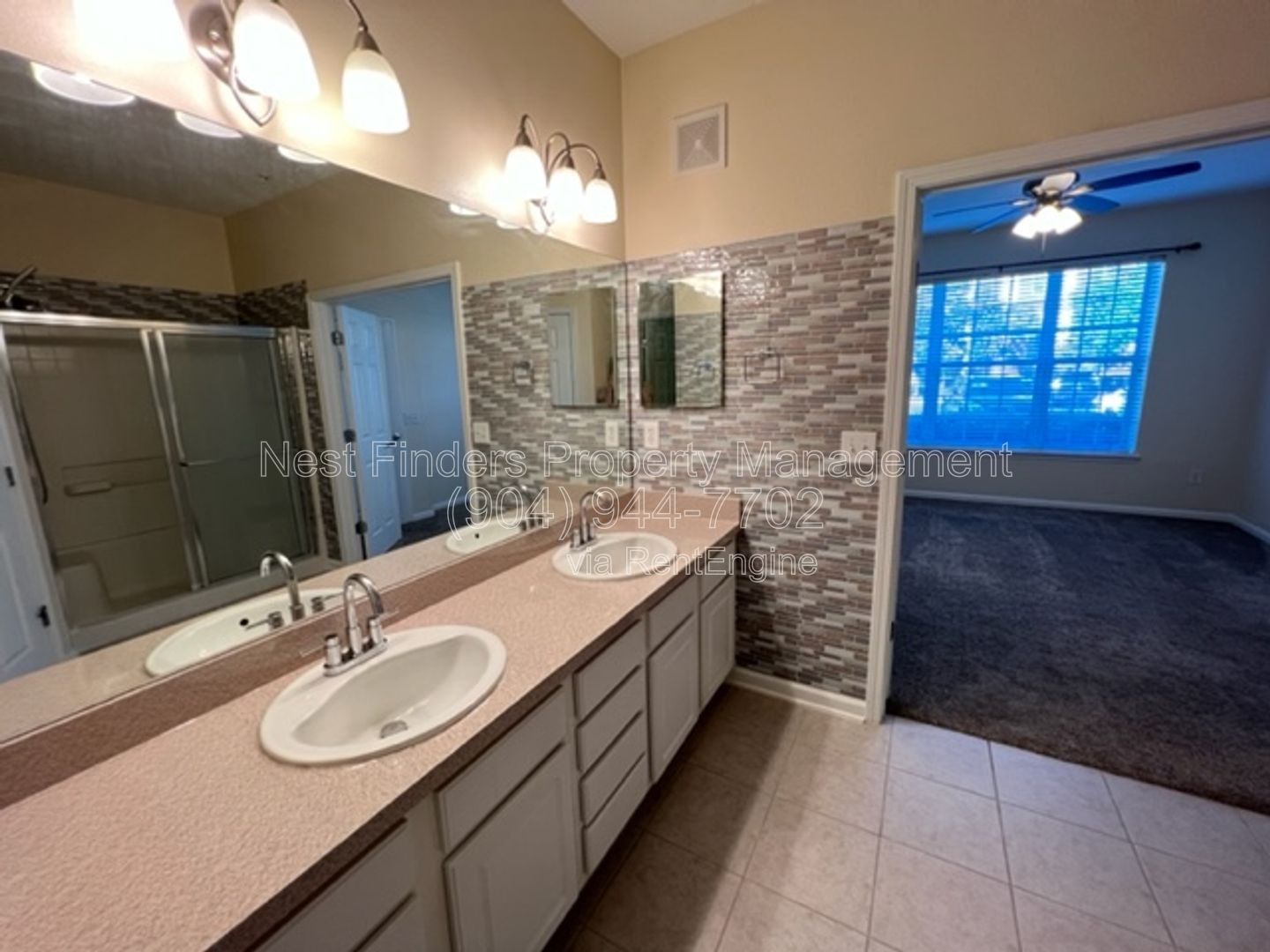 Charming 3-Bedroom, 2-Bathroom Condo for Rent in Campfield Community! property image