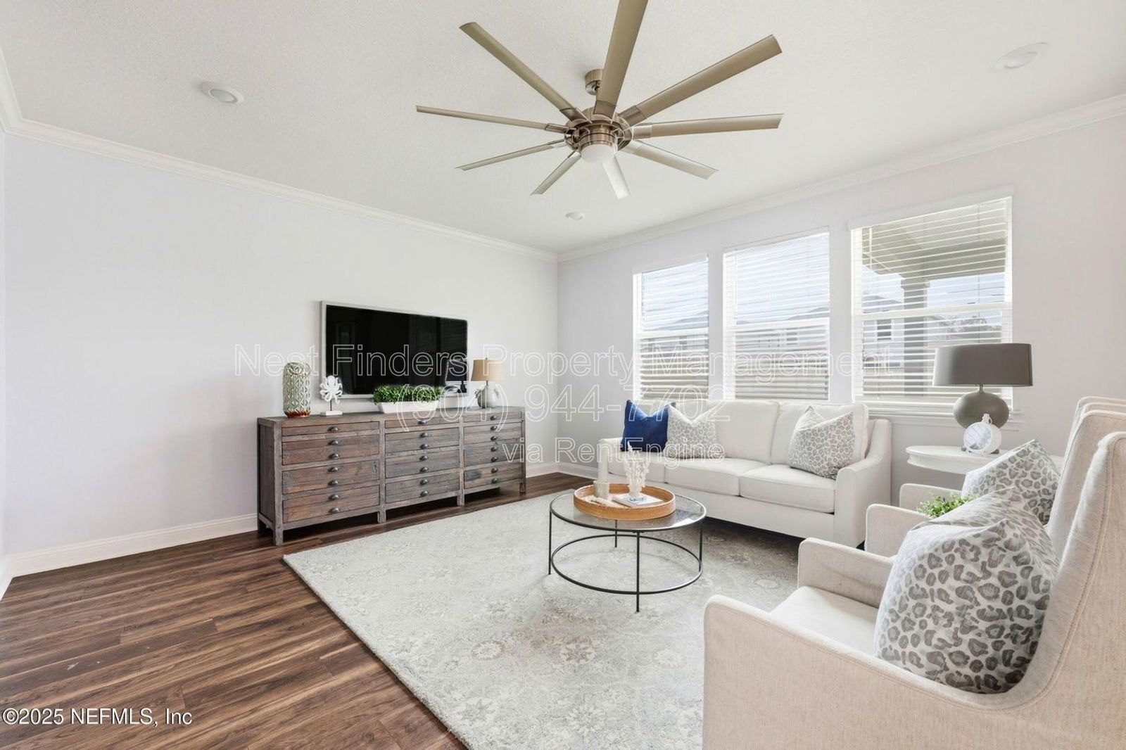 Beautiful and spacious 3-bedroom, 2.5-bathroom home with a loft available for rent in the desirable Brookside Preserve community! property image