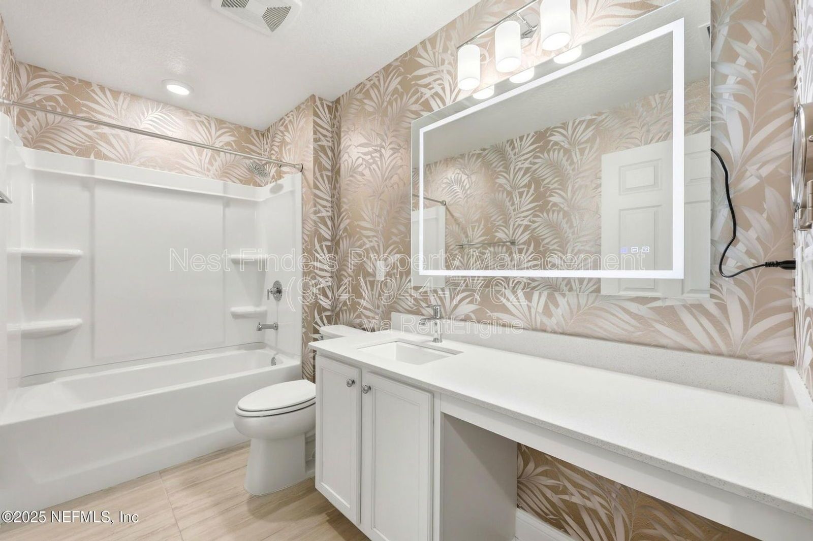 Beautiful and spacious 3-bedroom, 2.5-bathroom home with a loft available for rent in the desirable Brookside Preserve community! property image