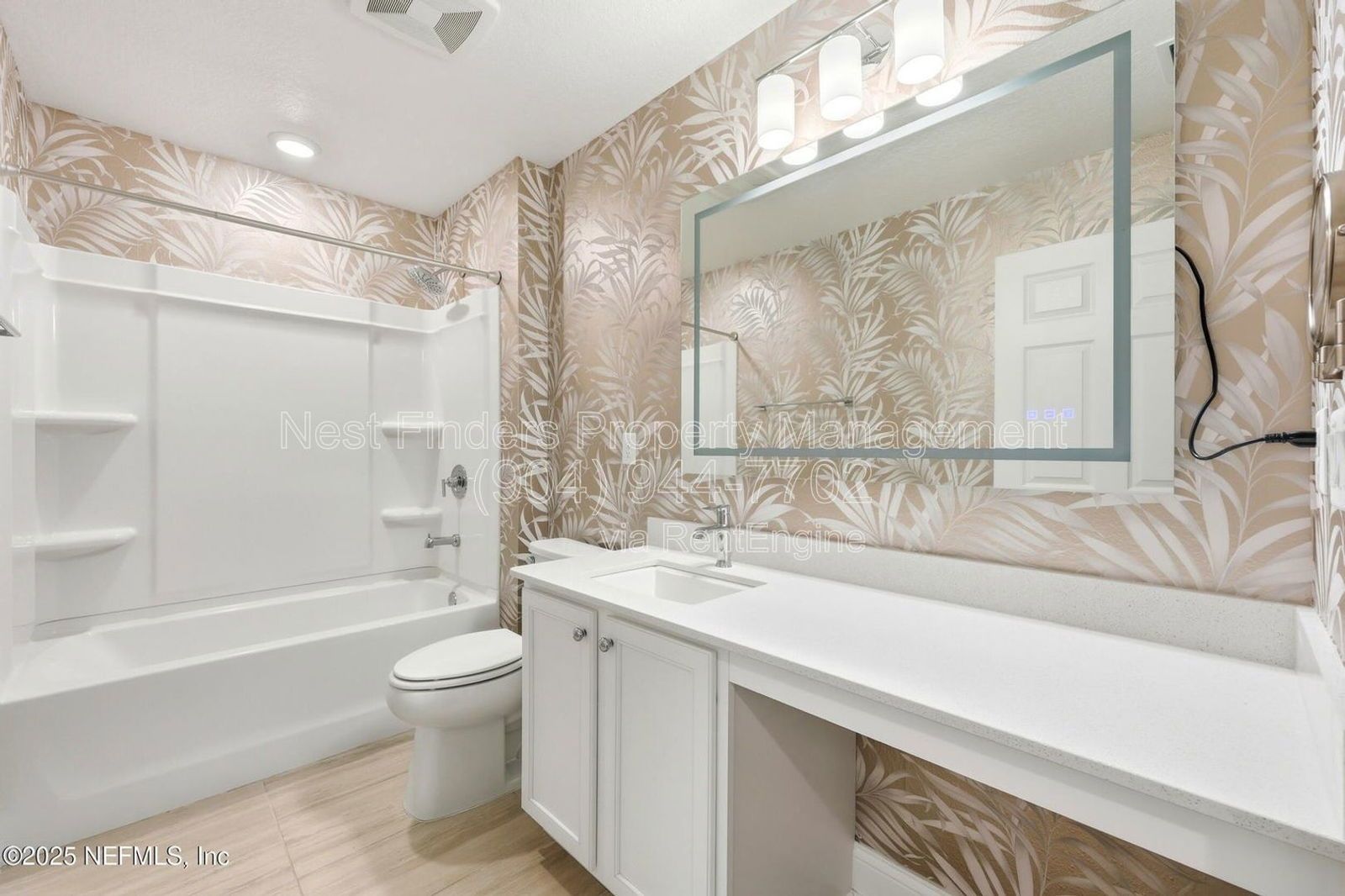 Beautiful and spacious 3-bedroom, 2.5-bathroom home with a loft available for rent in the desirable Brookside Preserve community! property image