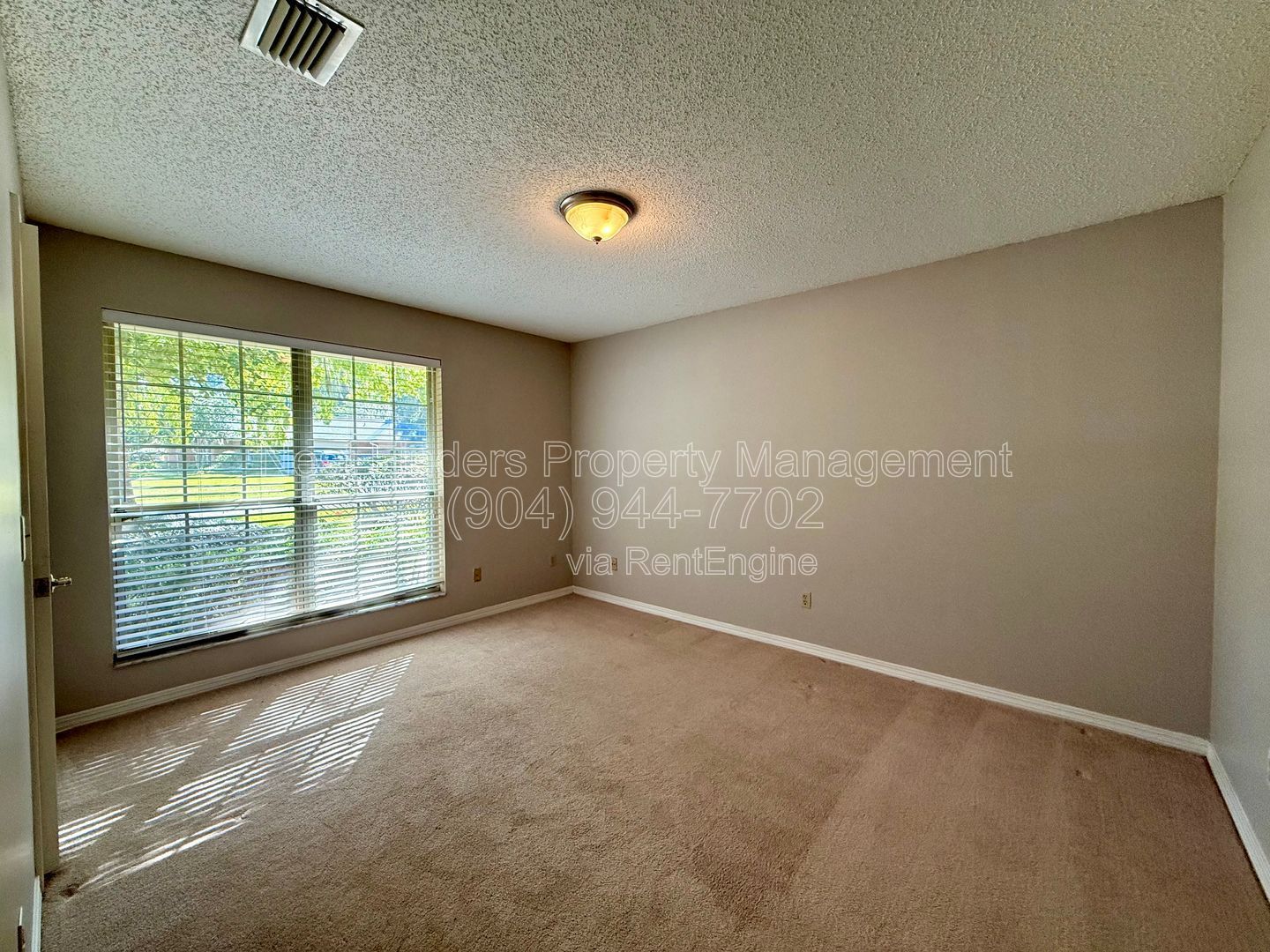 Beautifully maintained all-brick 4BR/2BA home in the heart of Mandarin! property image