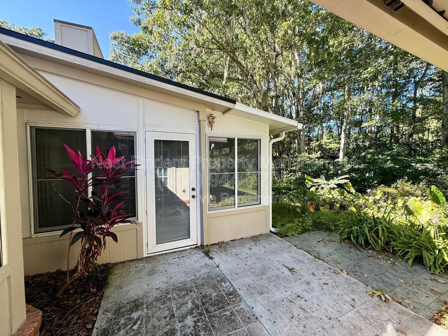 Beautifully maintained all-brick 4BR/2BA home in the heart of Mandarin! property image