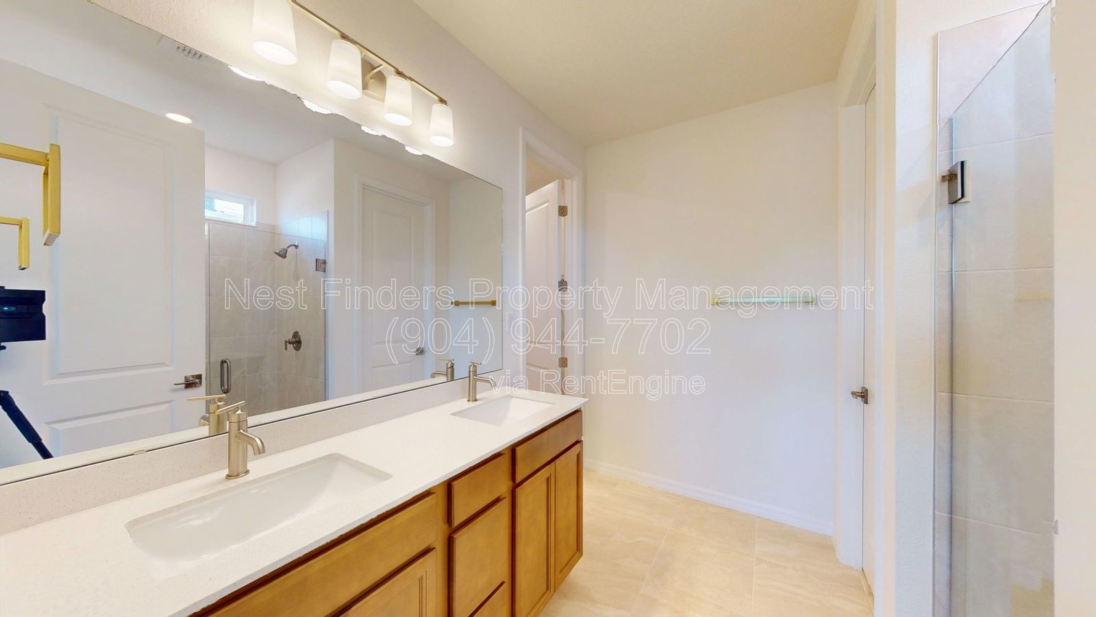 Like-new 4 bedroom, 2 bathroom home in Saint Johns features a coastal-style exterior! property image