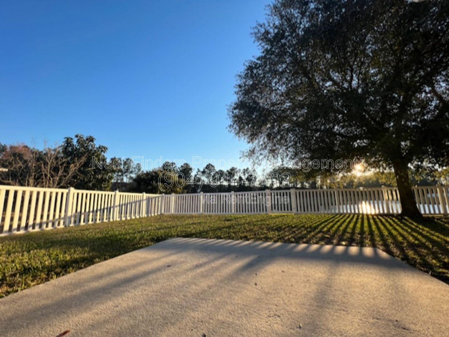 Waterfront home in desirable Waterleaf neighborhood with a great clubhouse pool and park! property image