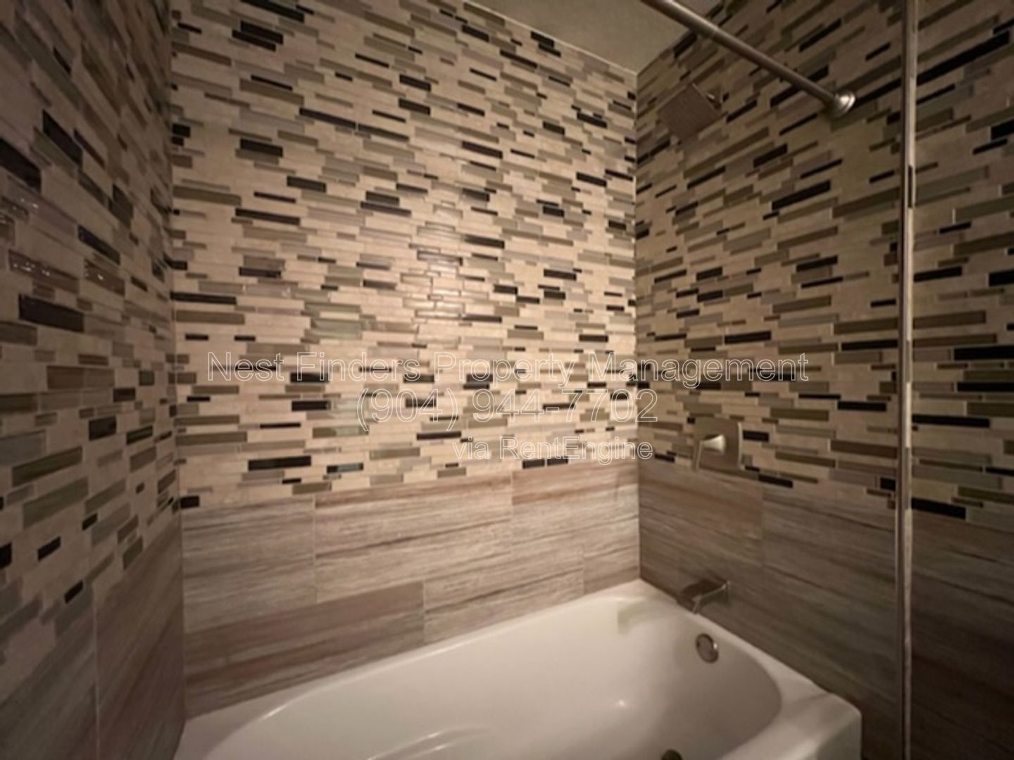 Waterfront home in desirable Waterleaf neighborhood with a great clubhouse pool and park! property image