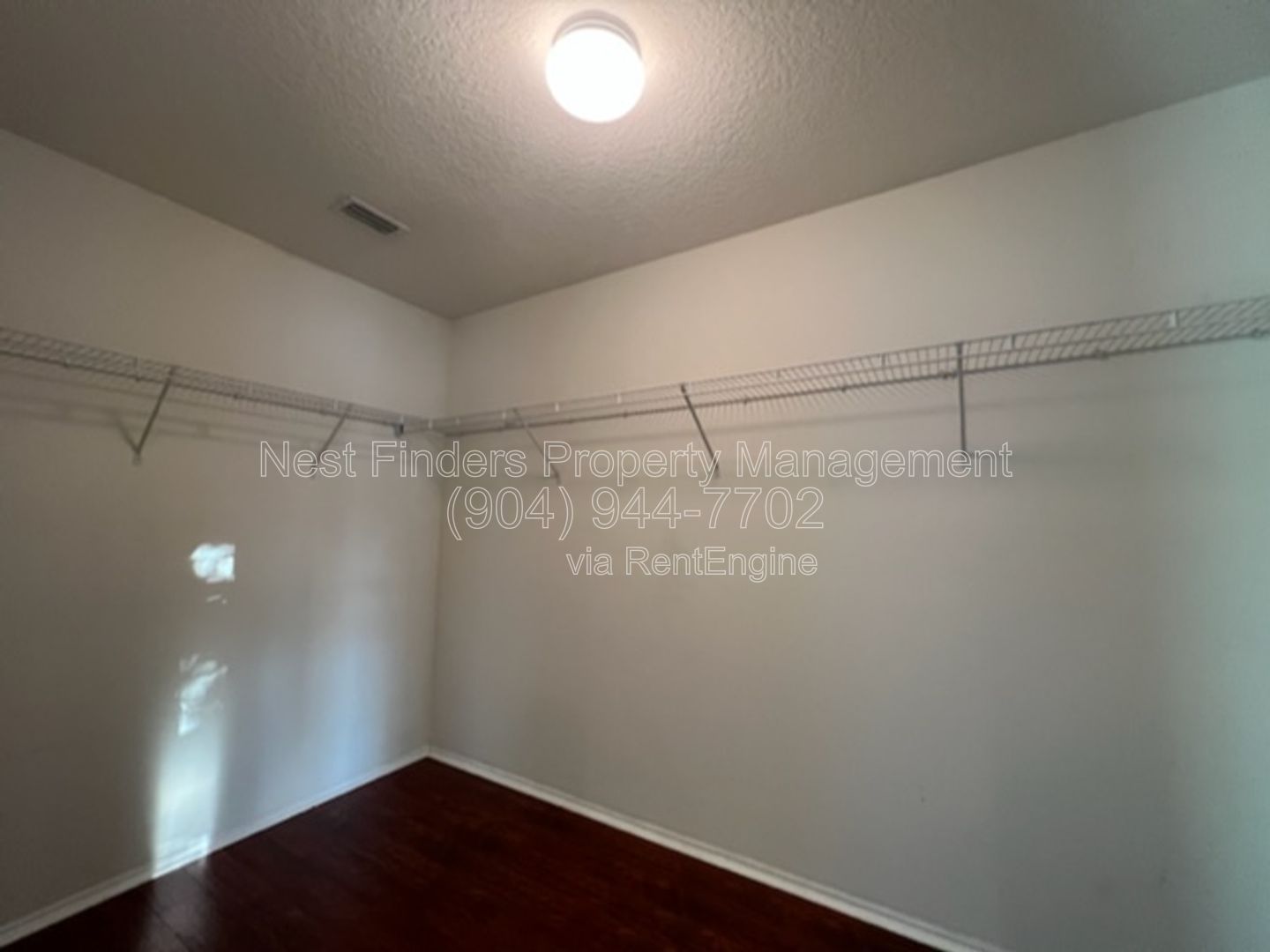 Waterfront home in desirable Waterleaf neighborhood with a great clubhouse pool and park! property image