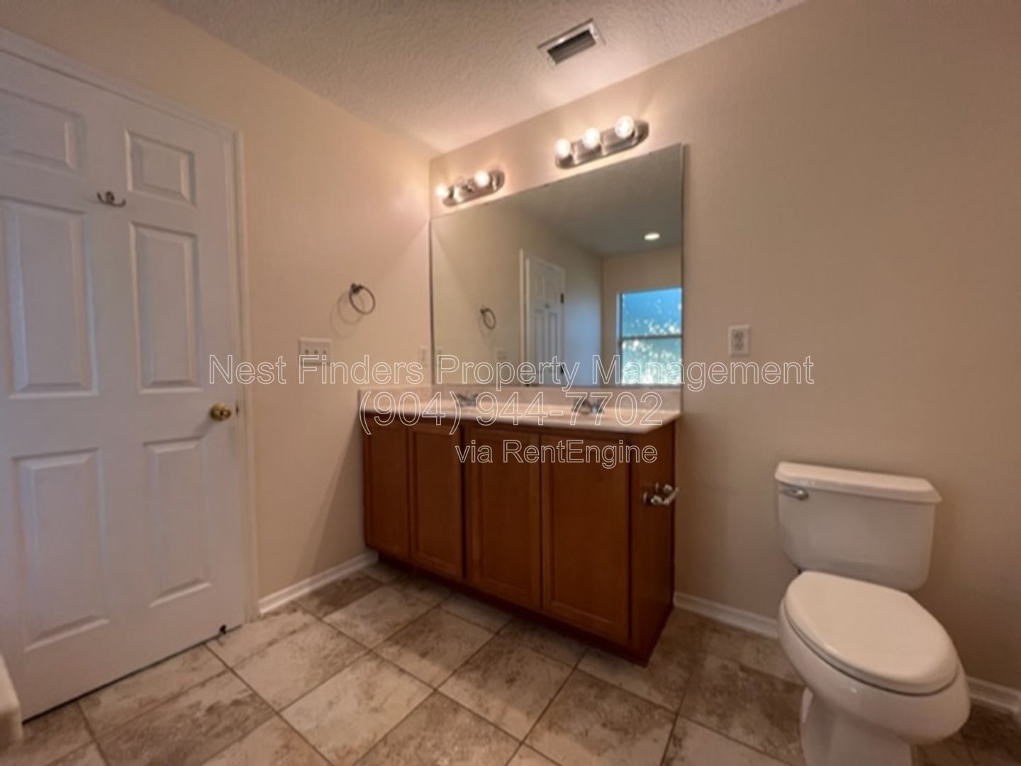 Waterfront home in desirable Waterleaf neighborhood with a great clubhouse pool and park! property image