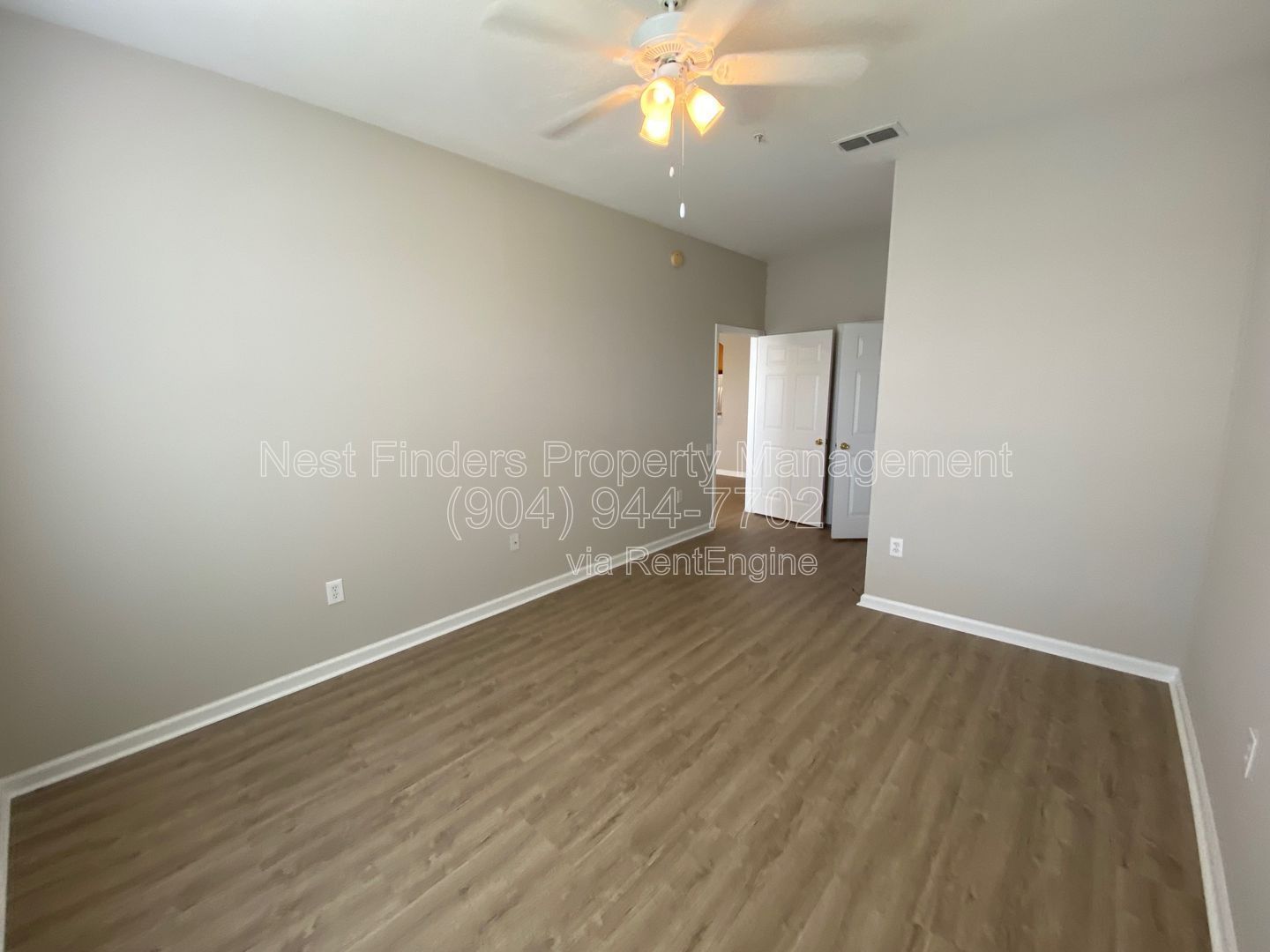 Nice 3 bedroom, 2 bathroom condo for rent in Stonebridge. property image