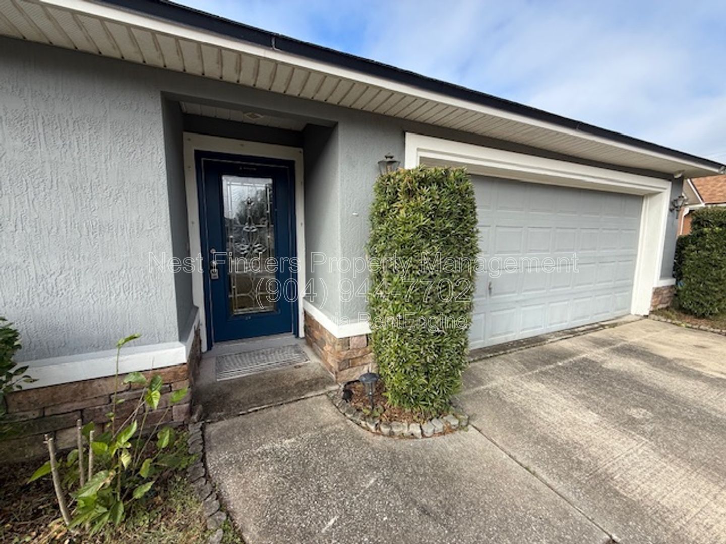 Beautiful 3-bedroom, 2-bathroom home for rent in Hayden Lakes on Jacksonville’s Northside! property image