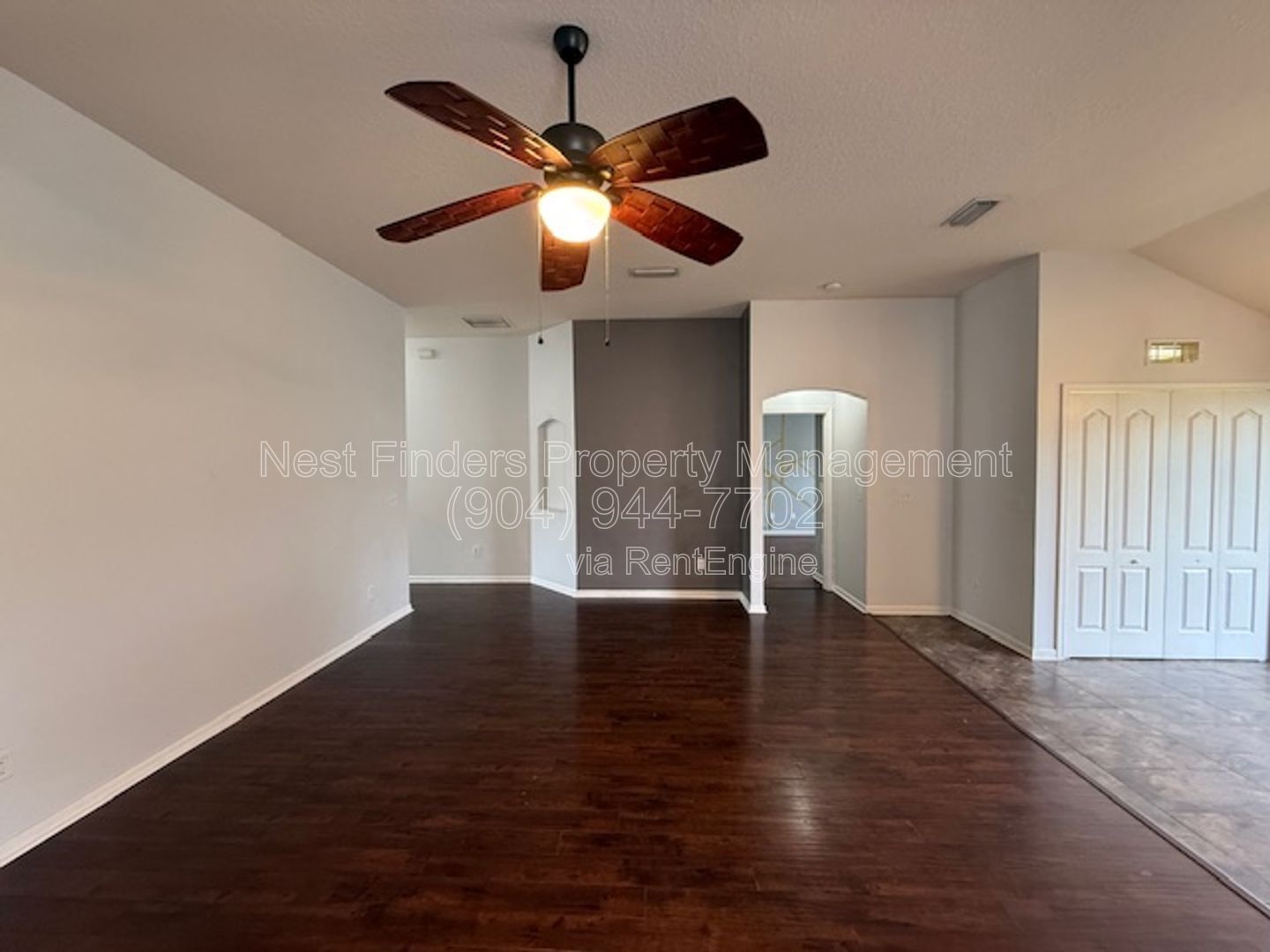 Beautiful 3-bedroom, 2-bathroom home for rent in Hayden Lakes on Jacksonville’s Northside! property image